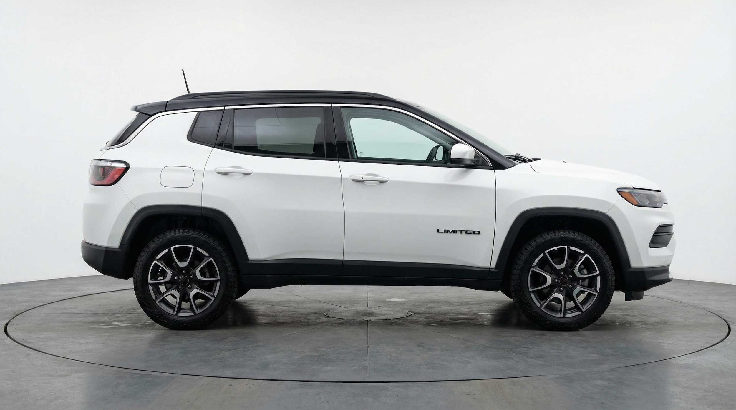 Thumbnail: 2025 Jeep Compass - 8