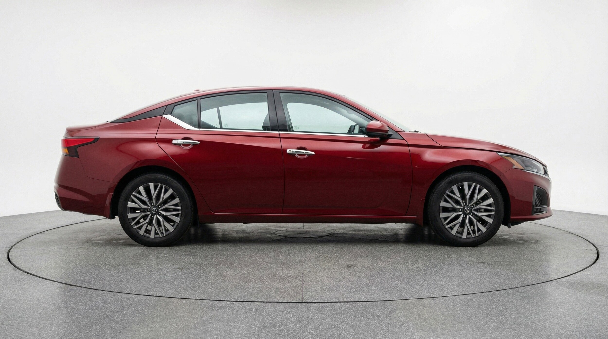 Thumbnail: 2025 Nissan Altima - 11