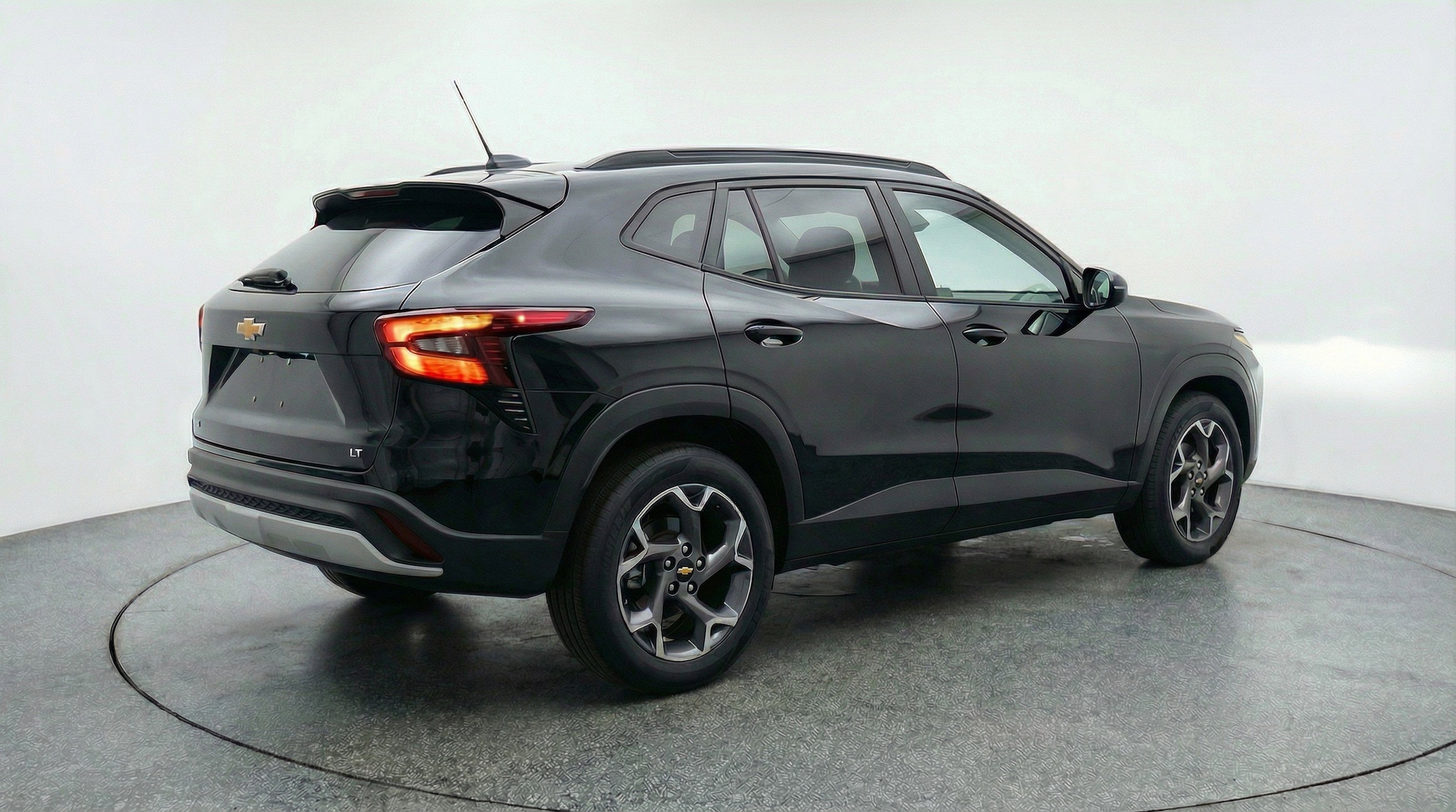 Thumbnail: 2025 Chevrolet Trax - 9