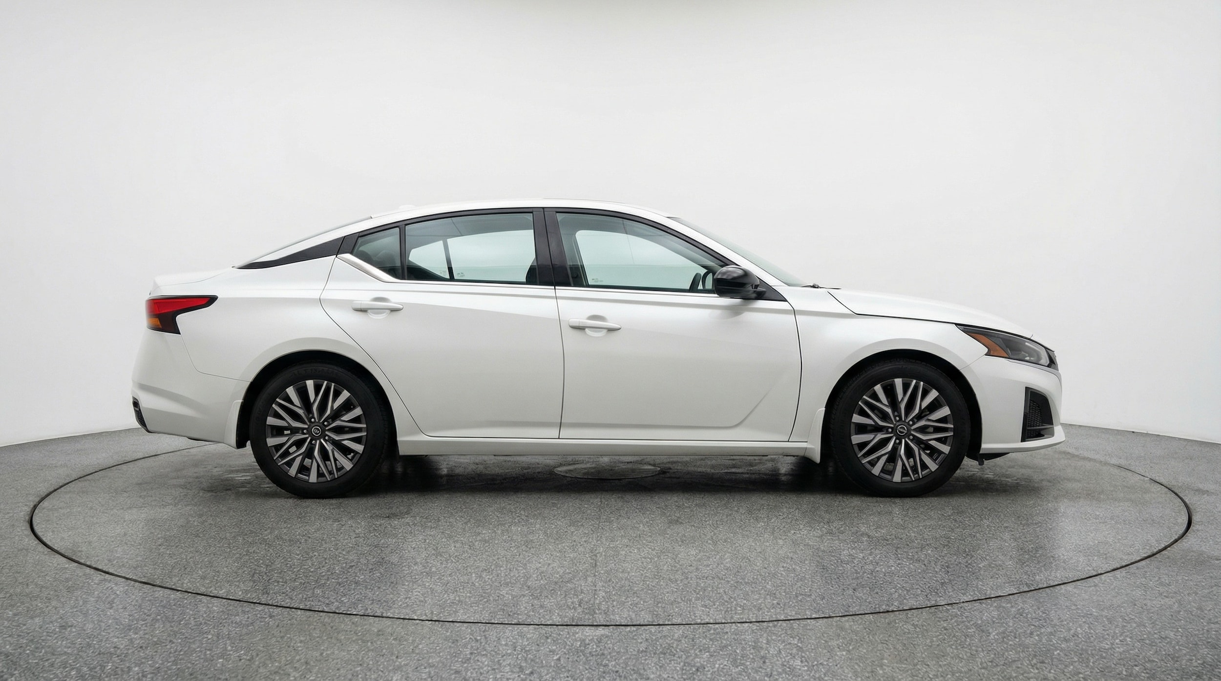 Thumbnail: 2025 Nissan Altima - 8