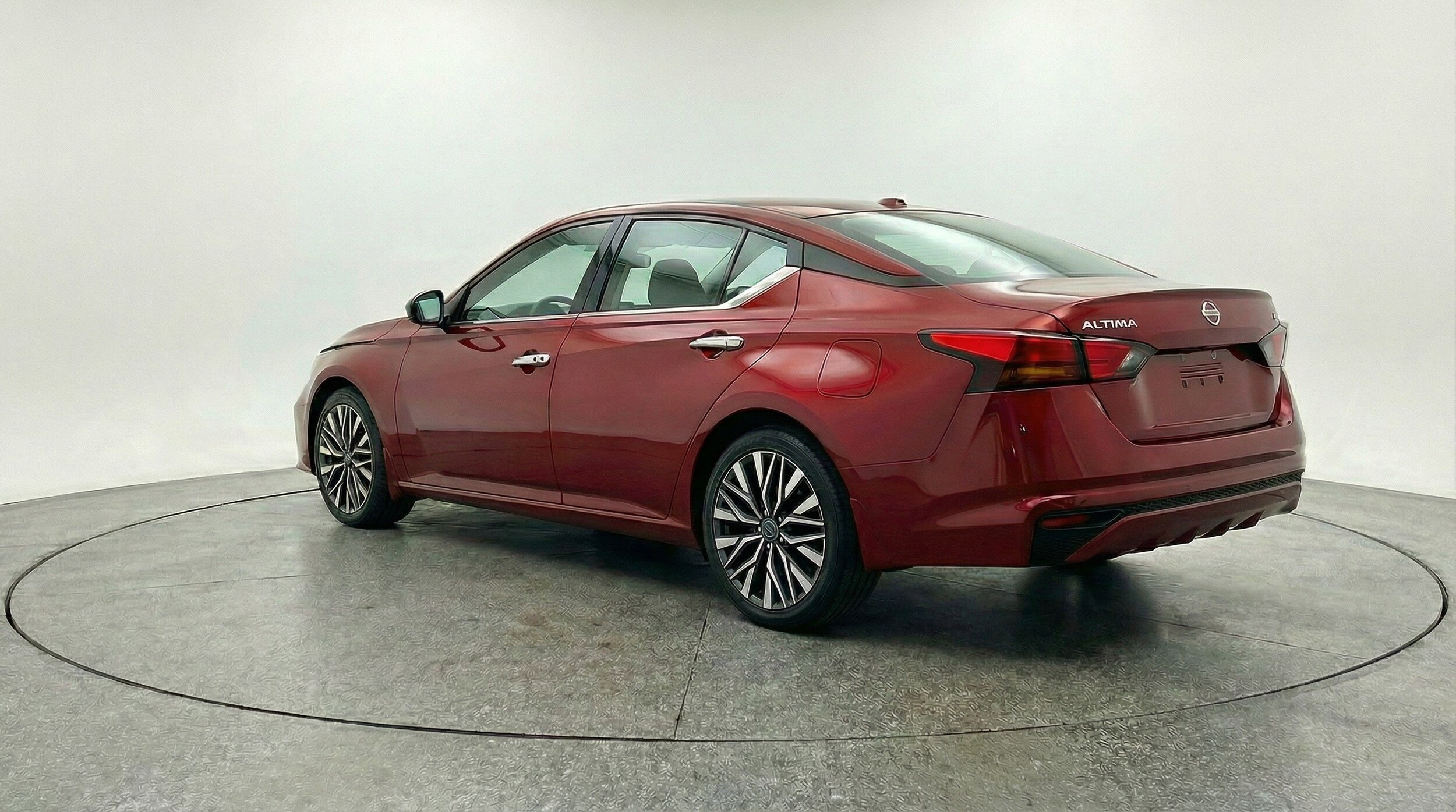 Thumbnail: 2025 Nissan Altima - 6