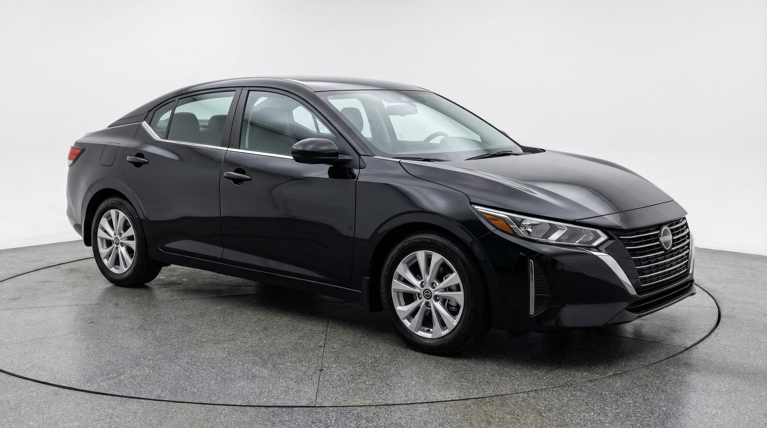 Thumbnail: 2025 Nissan Sentra - 1