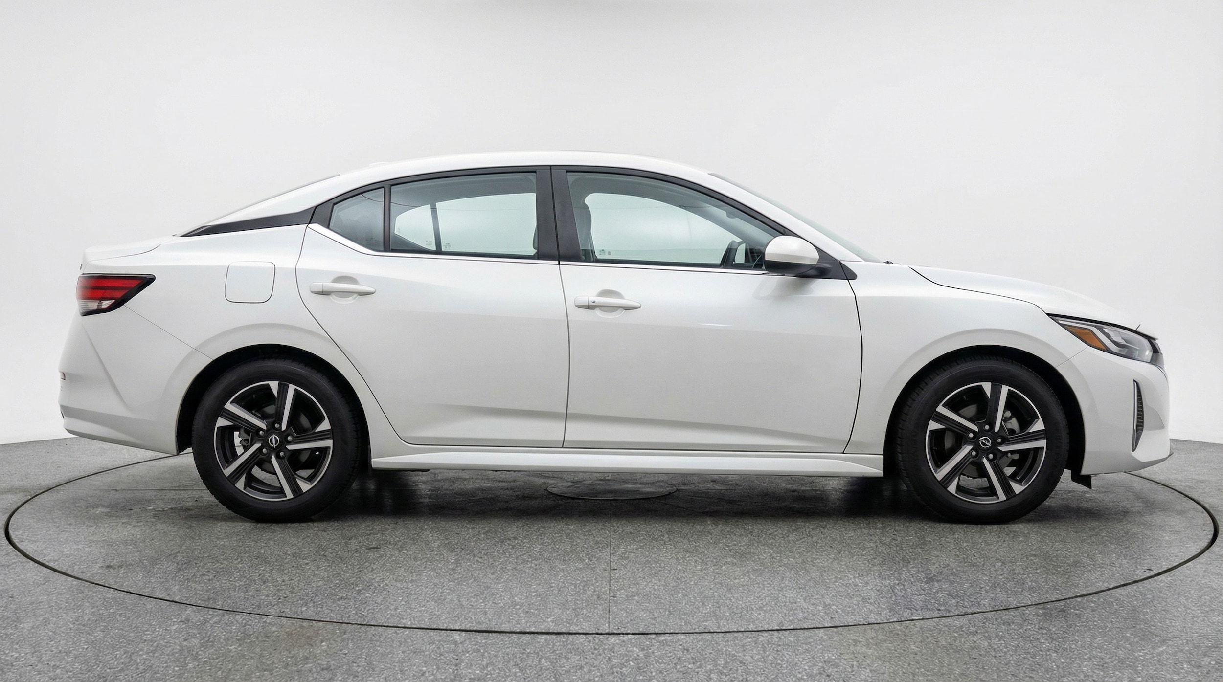 Thumbnail: 2025 Nissan Sentra - 8