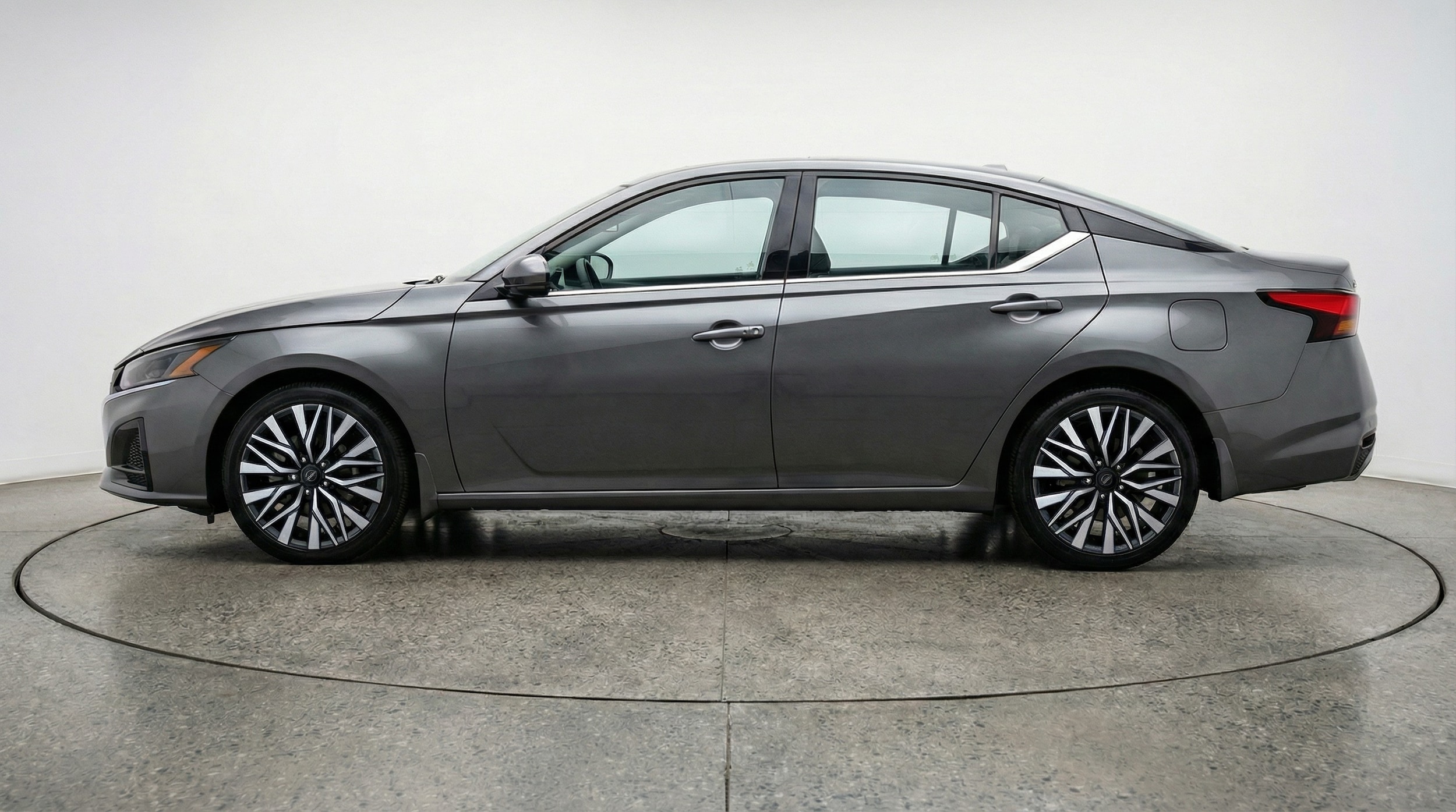 Thumbnail: 2025 Nissan Altima - 4