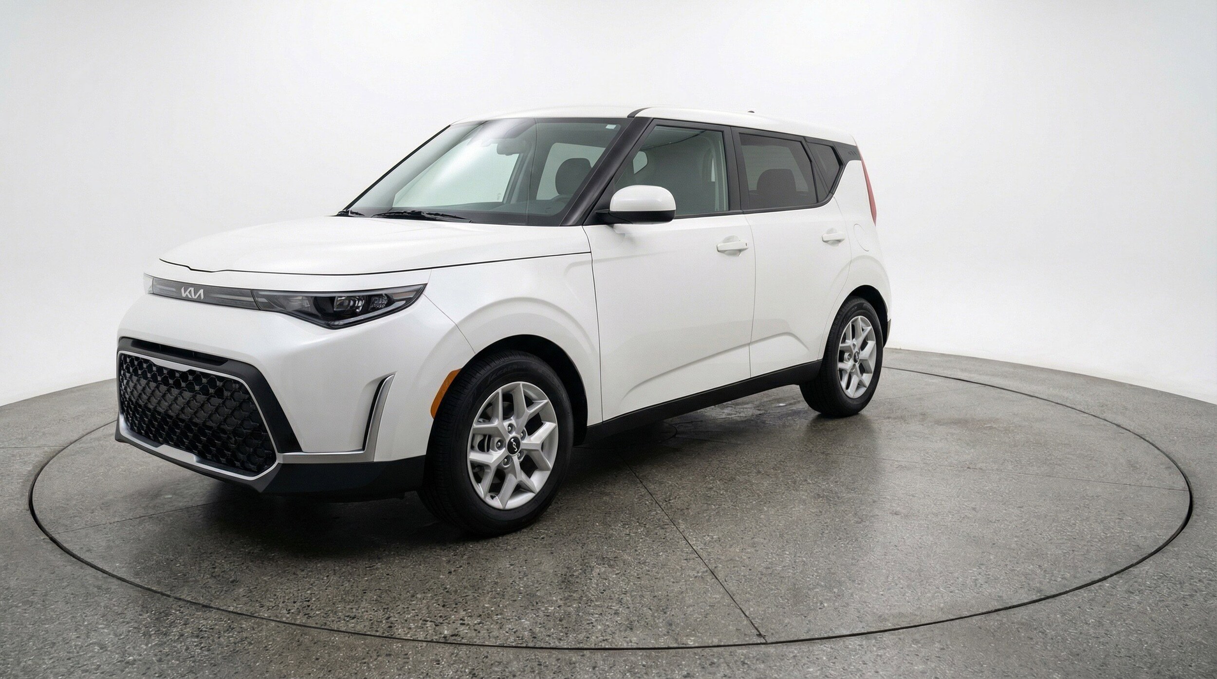Thumbnail: 2025 Kia Soul - 3