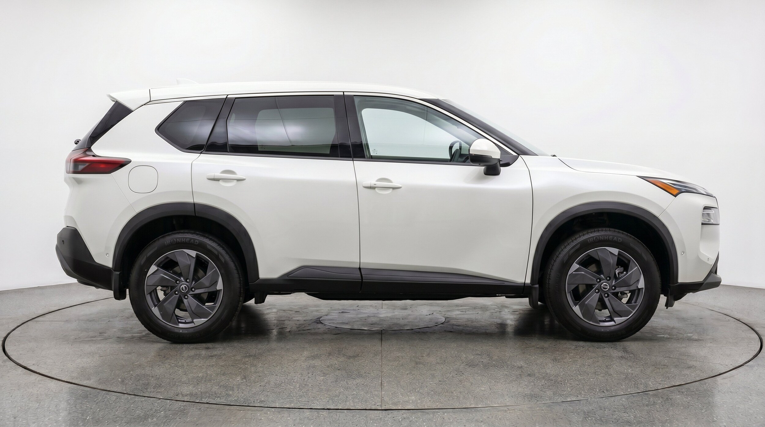 Thumbnail: 2025 Nissan Rogue - 11