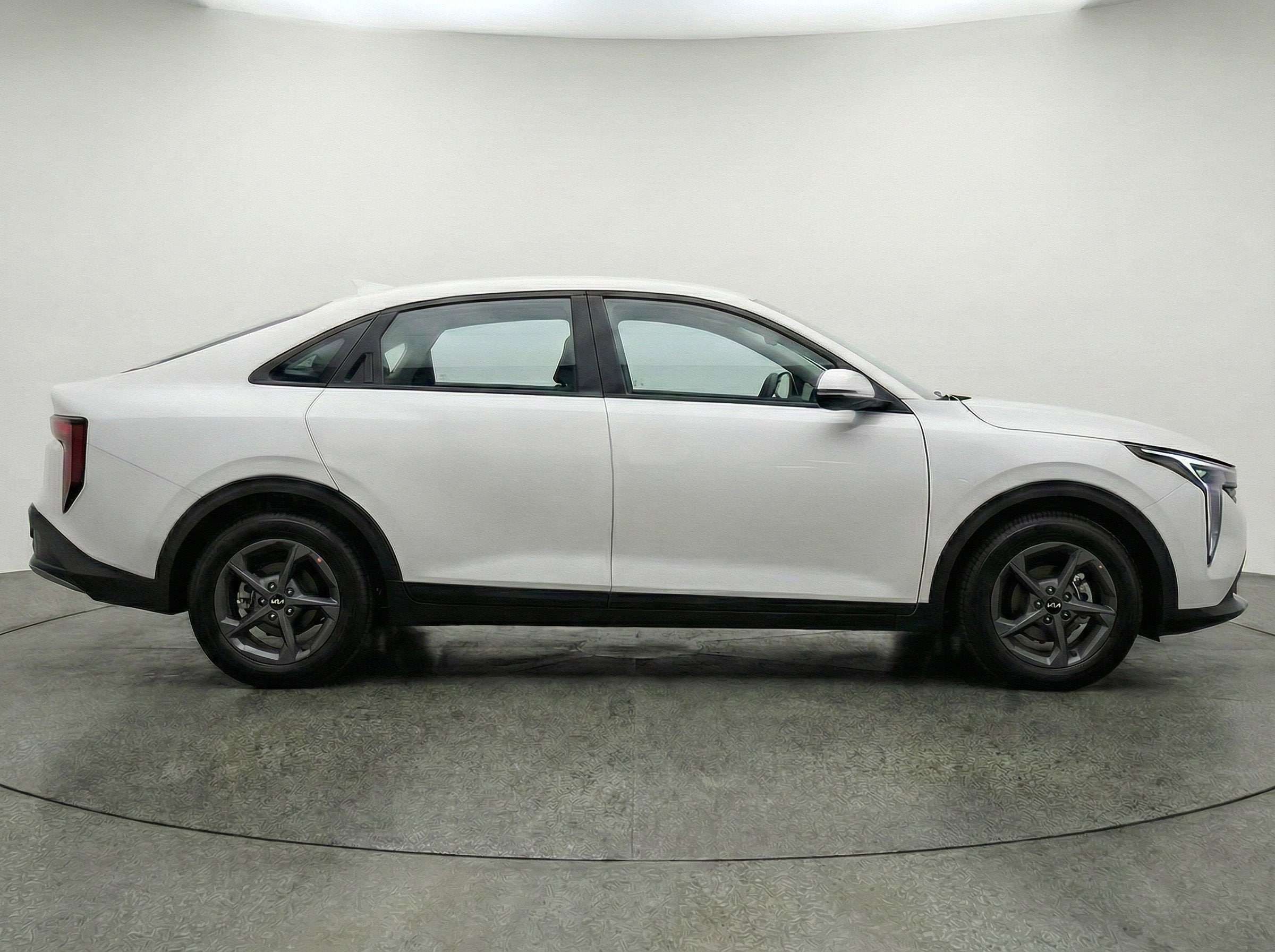 Thumbnail: 2025 Kia K4 - 11