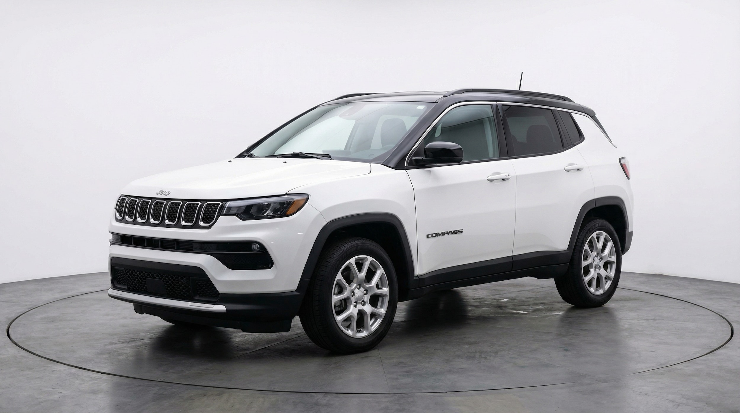 Thumbnail: 2025 Jeep Compass - 3
