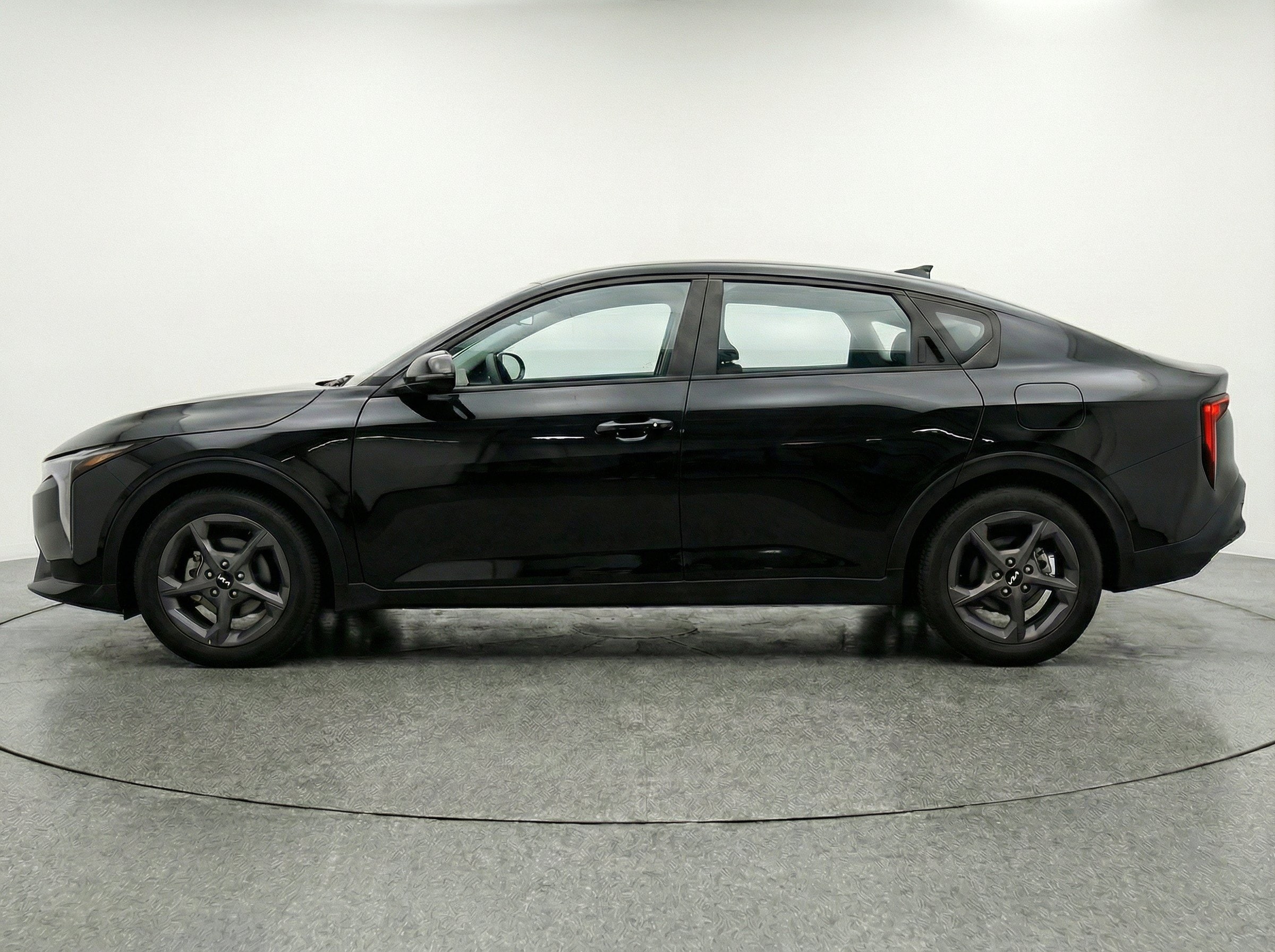 Thumbnail: 2025 Kia K4 - 5