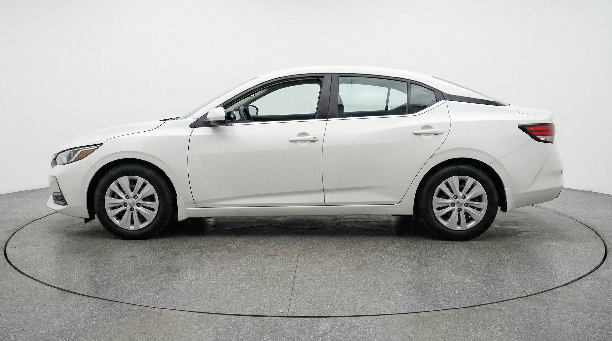 Thumbnail: 2025 Nissan Sentra - 5