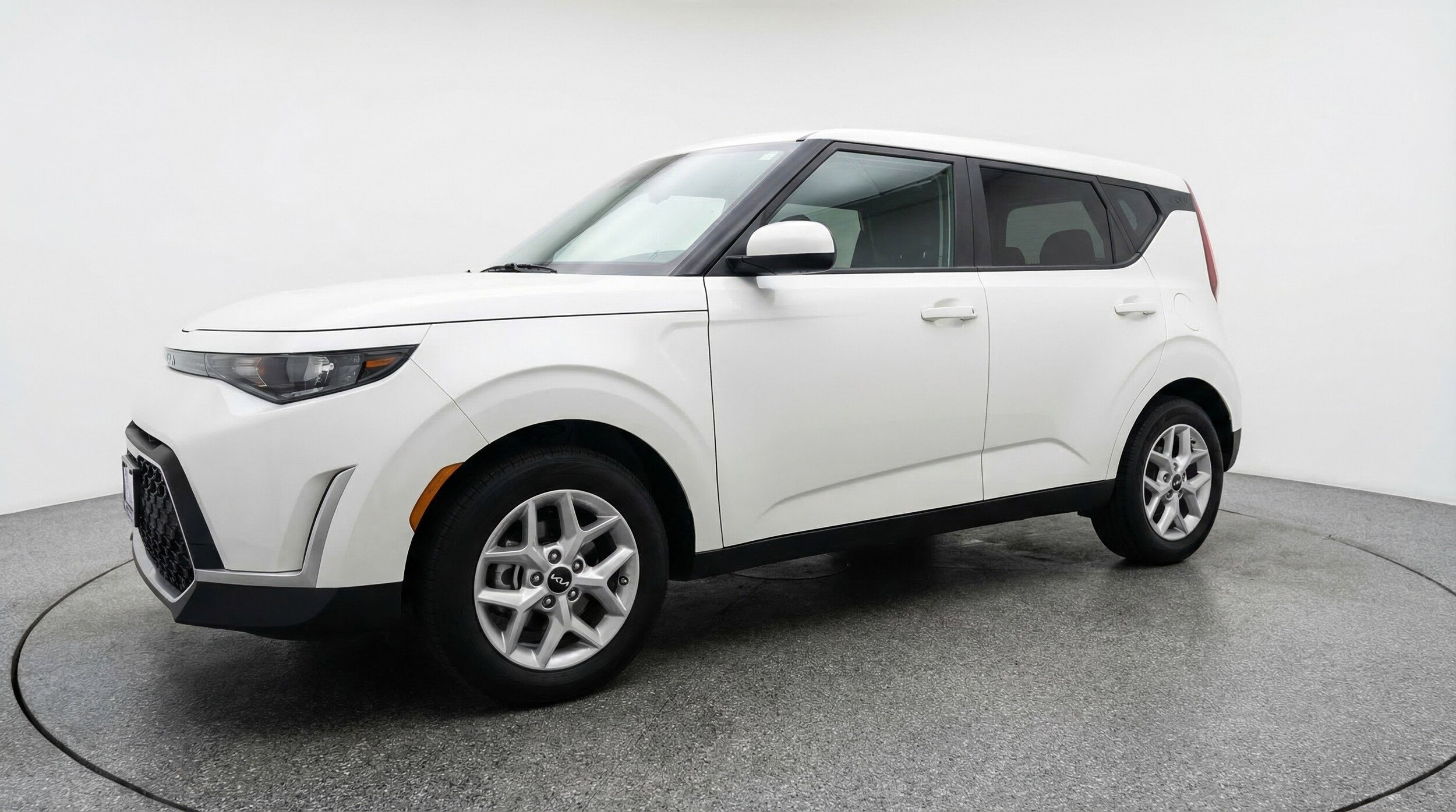 Thumbnail: 2025 Kia Soul - 3