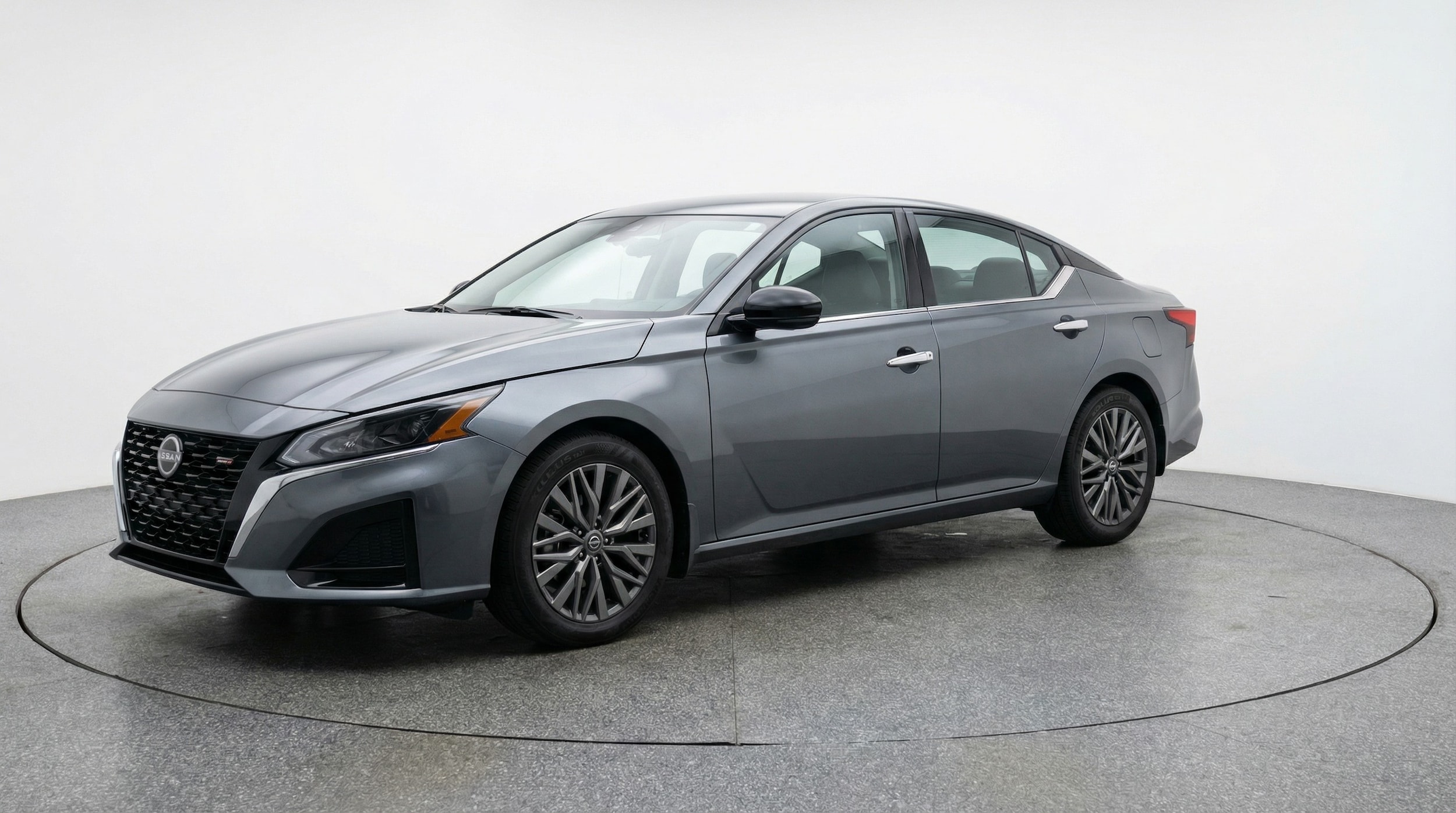 Thumbnail: 2025 Nissan Altima - 3