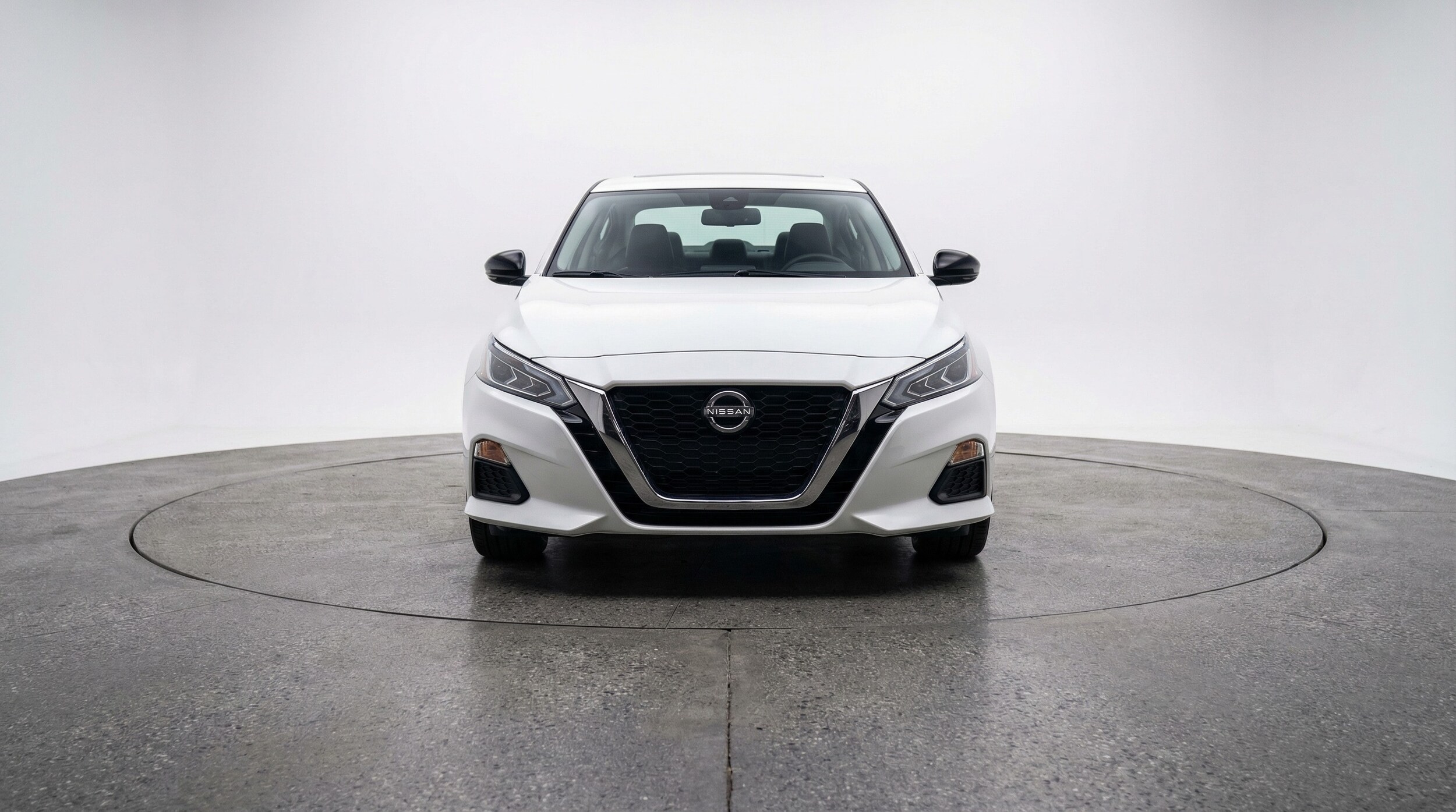 Thumbnail: 2025 Nissan Altima - 2