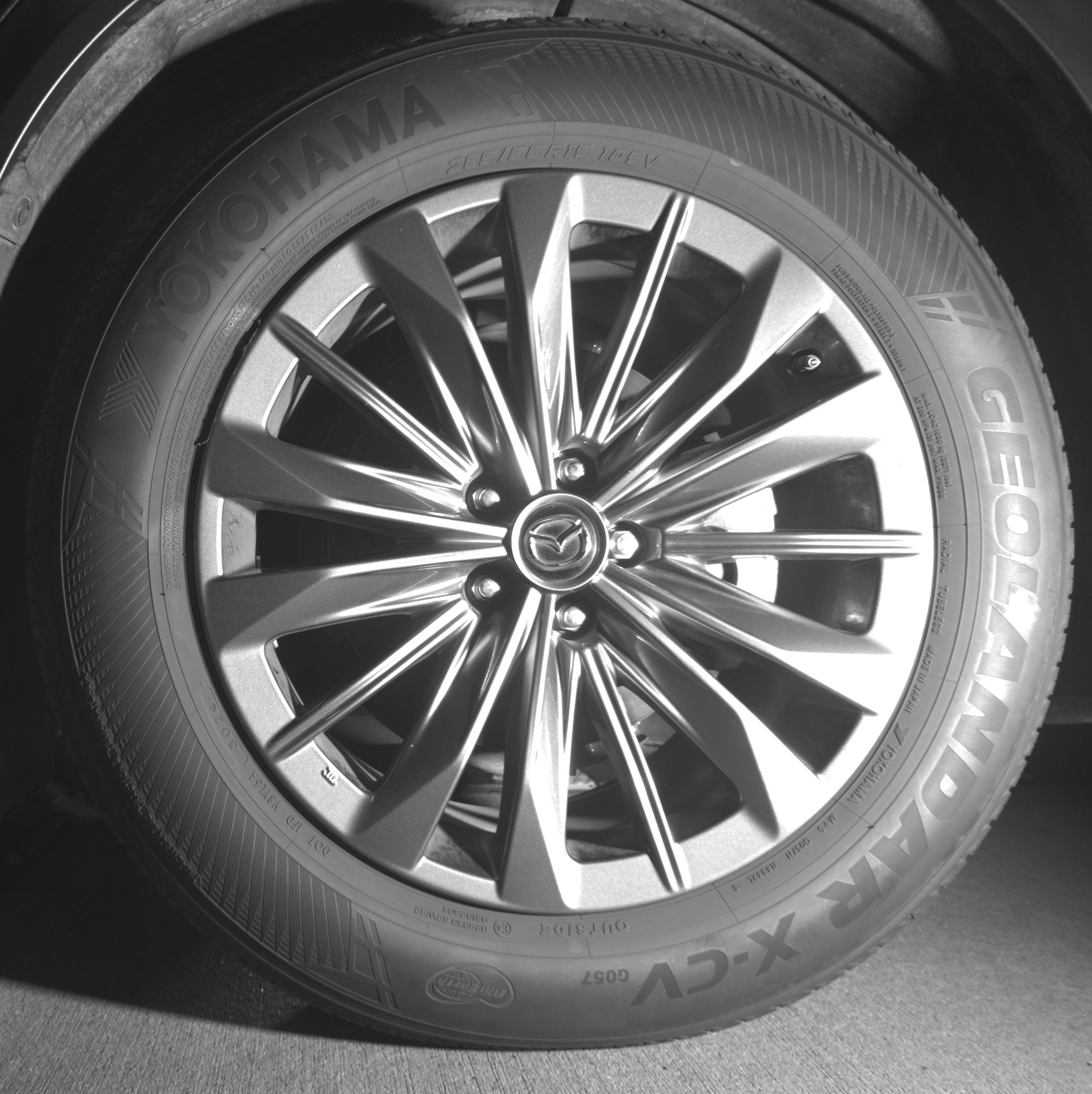 Thumbnail: 2025 Mazda CX-70 - 9