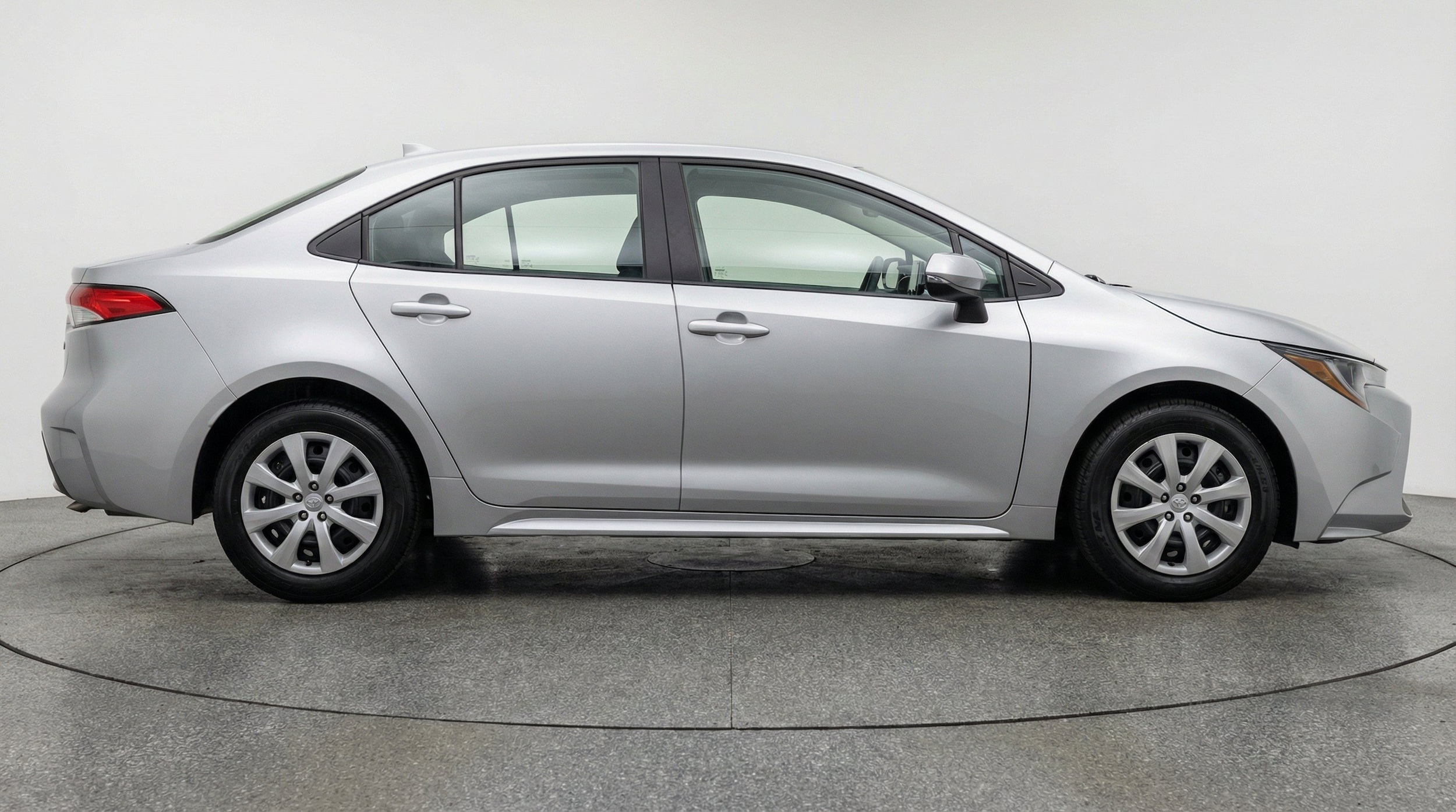Thumbnail: 2025 Toyota Corolla - 11