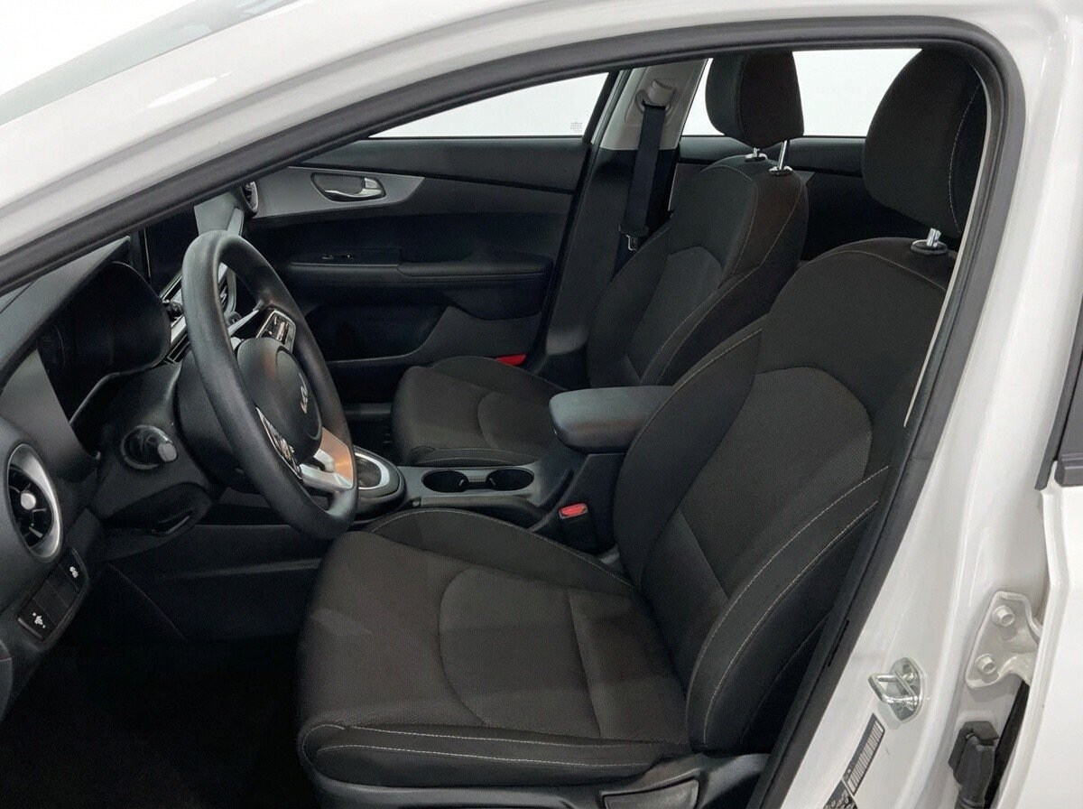 Thumbnail: 2024 Kia Forte - 13