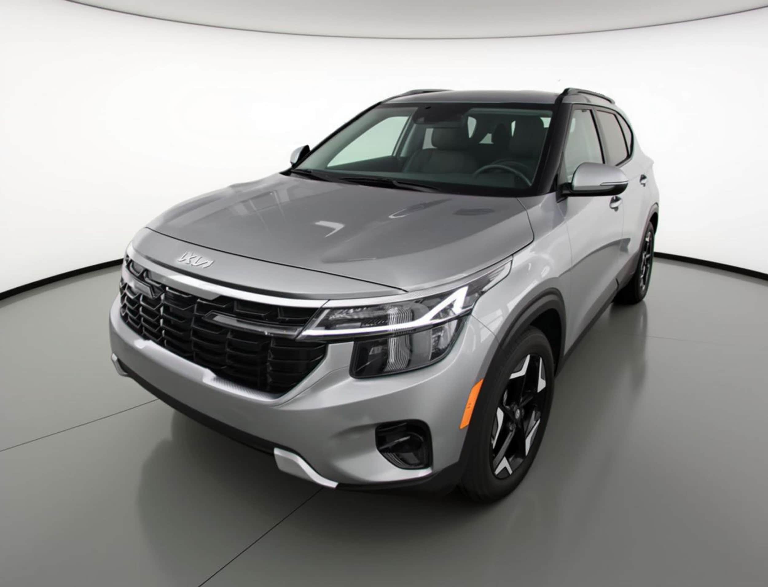 Thumbnail: 2025 Kia Seltos - 3