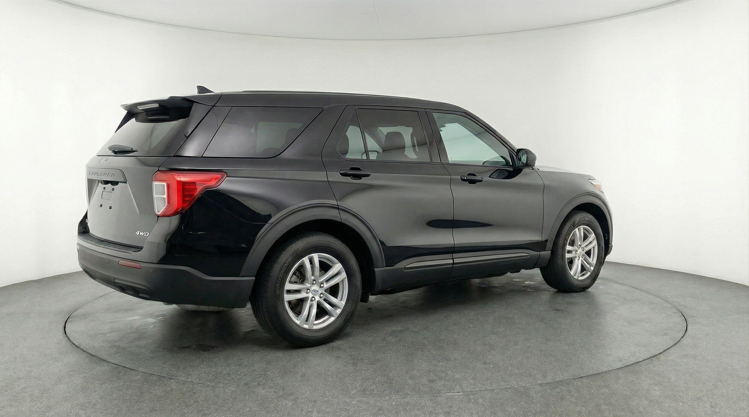 Thumbnail: 2024 Ford Explorer - 9