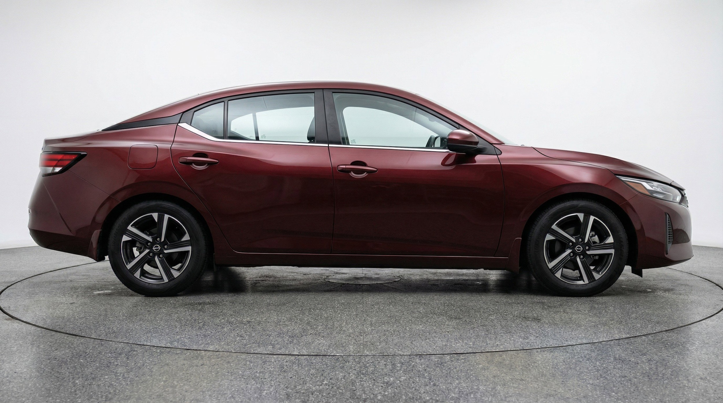 Thumbnail: 2025 Nissan Sentra - 11