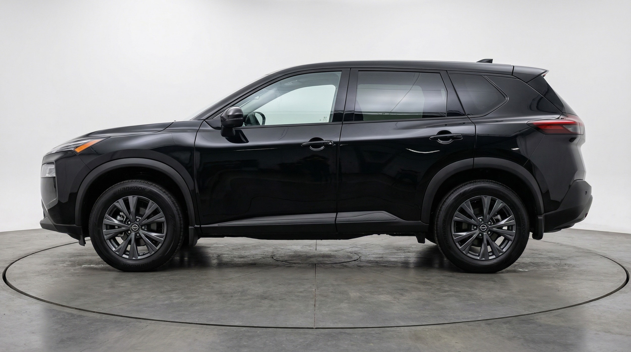 Thumbnail: 2025 Nissan Rogue - 4