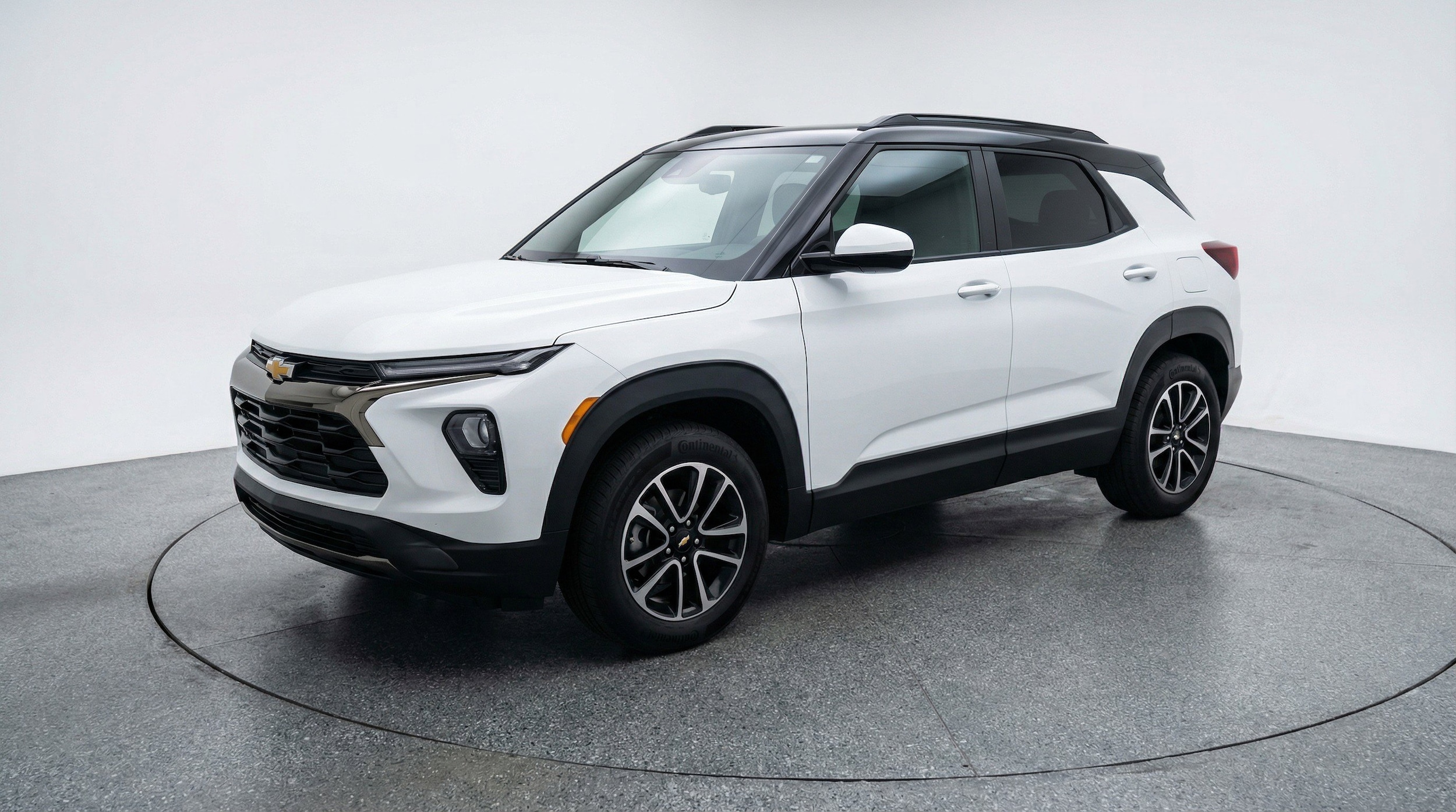Thumbnail: 2025 Chevrolet TrailBlazer - 3