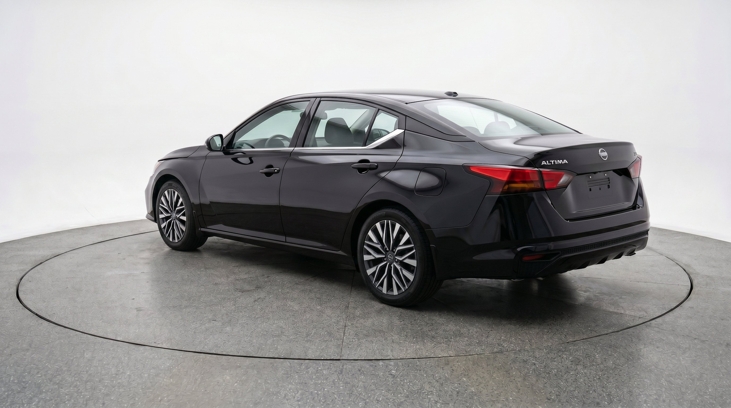 Thumbnail: 2025 Nissan Altima - 6