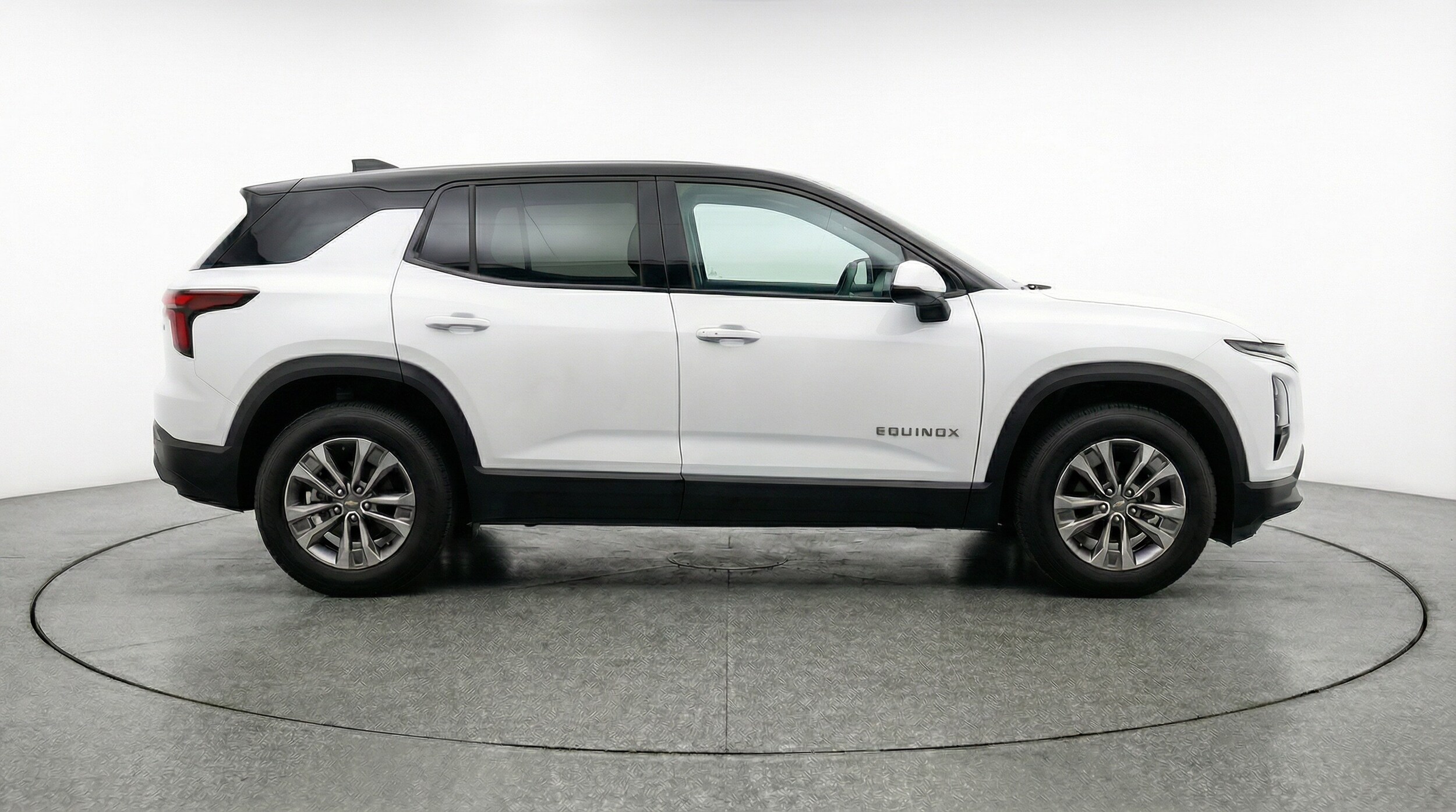 Thumbnail: 2025 Chevrolet Equinox - 8