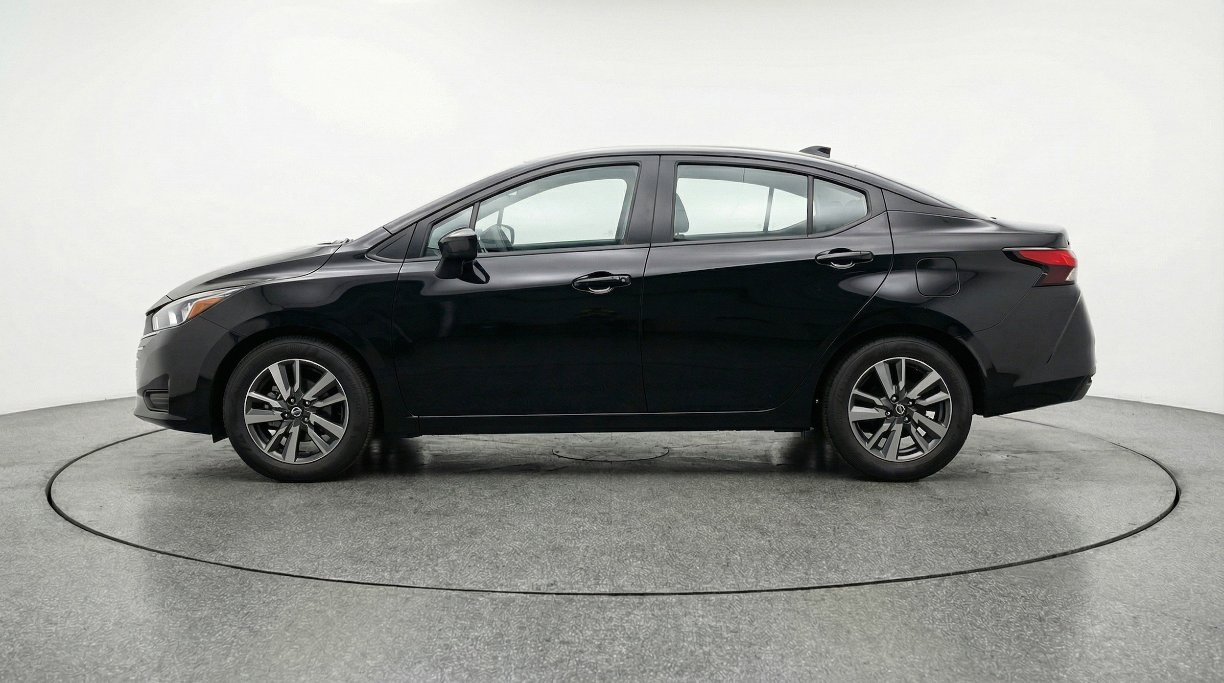 Thumbnail: 2025 Nissan Versa - 5