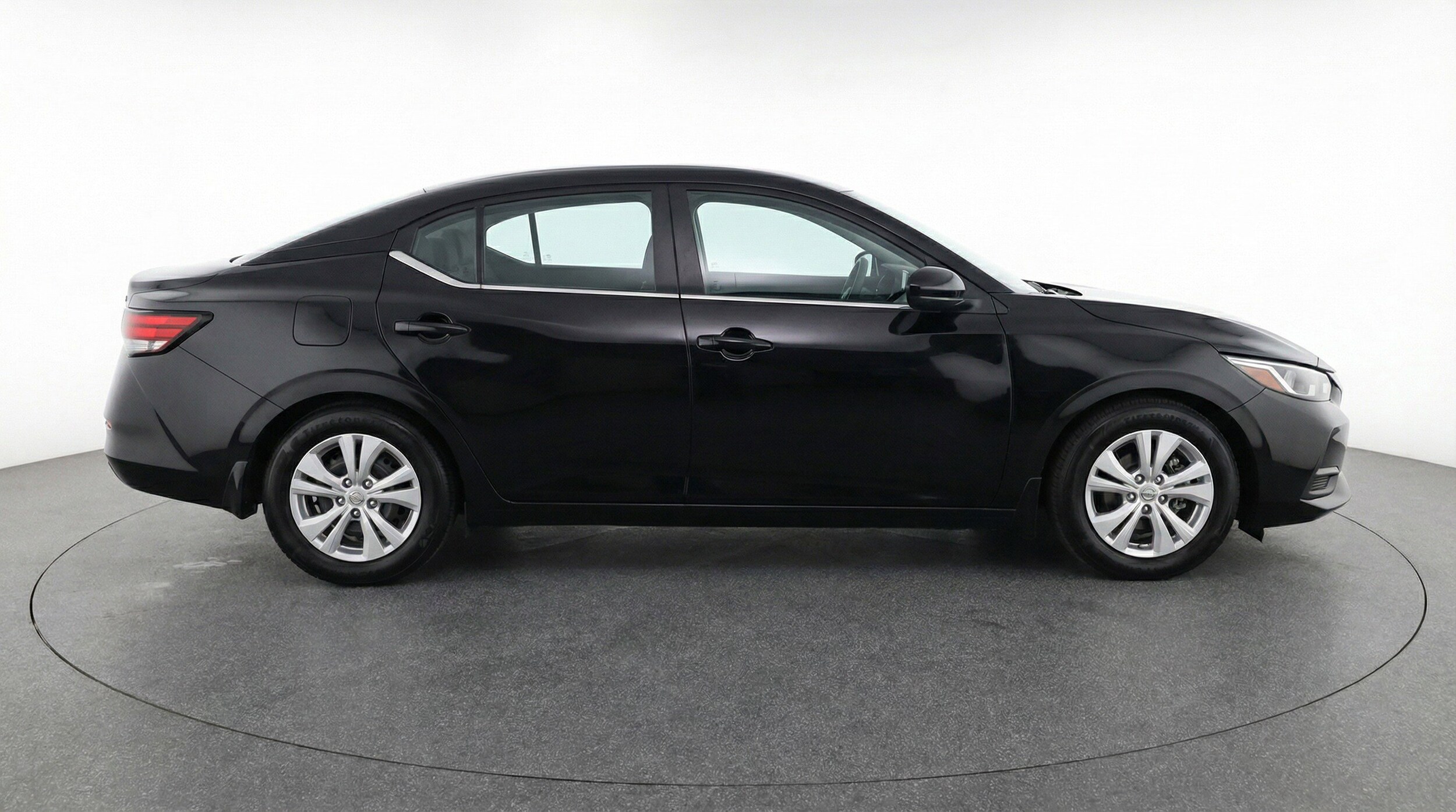 Thumbnail: 2025 Nissan Sentra - 11