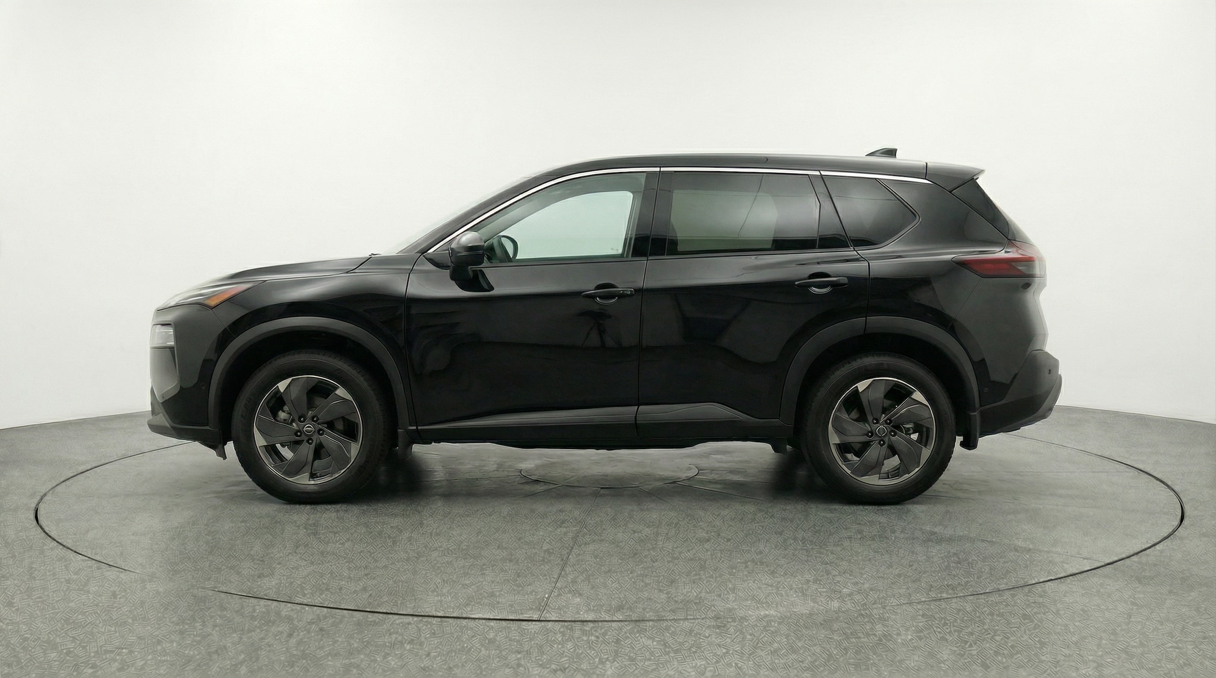 Thumbnail: 2025 Nissan Rogue - 4