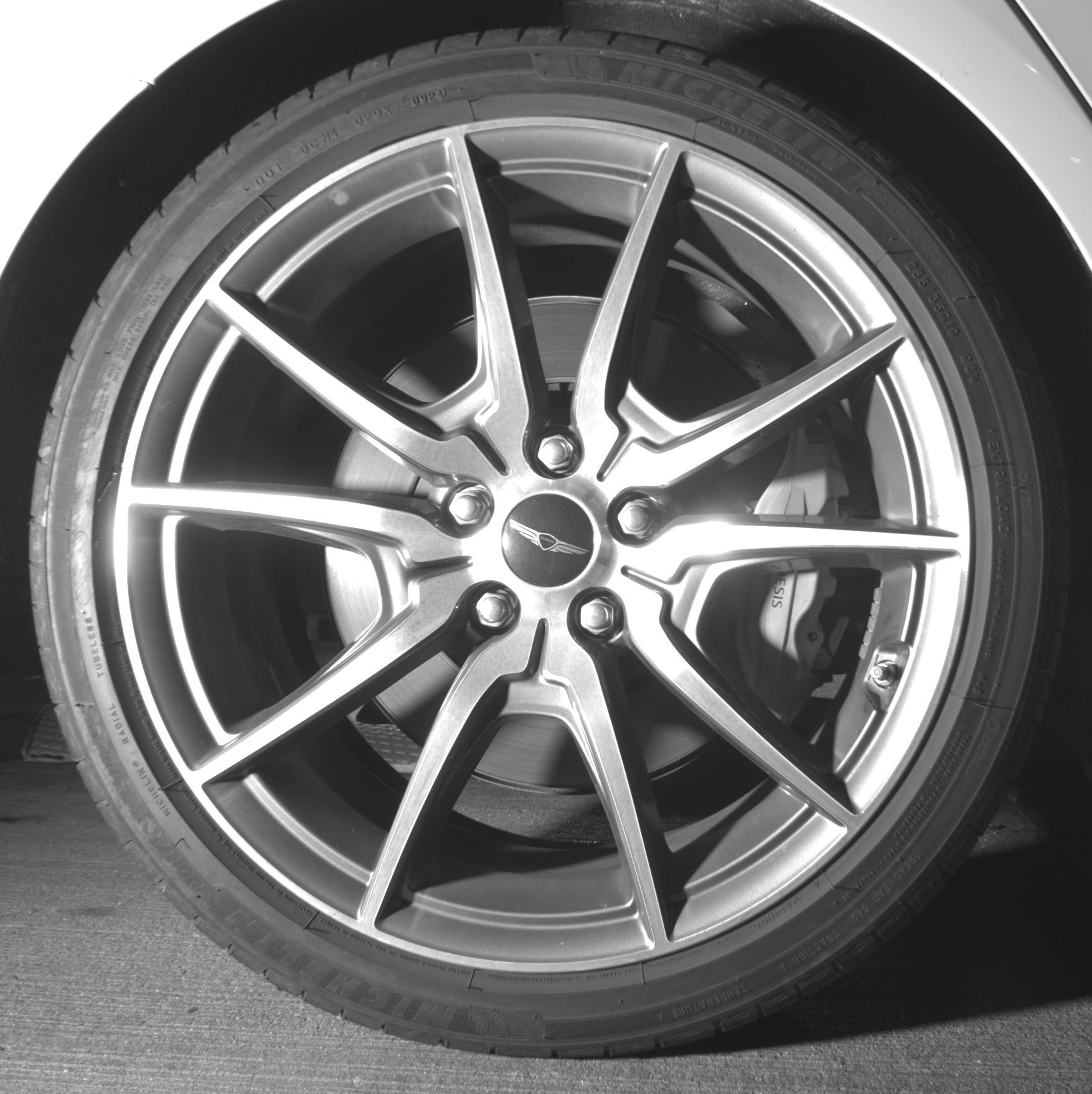 Thumbnail: 2025 Genesis G70 - 12