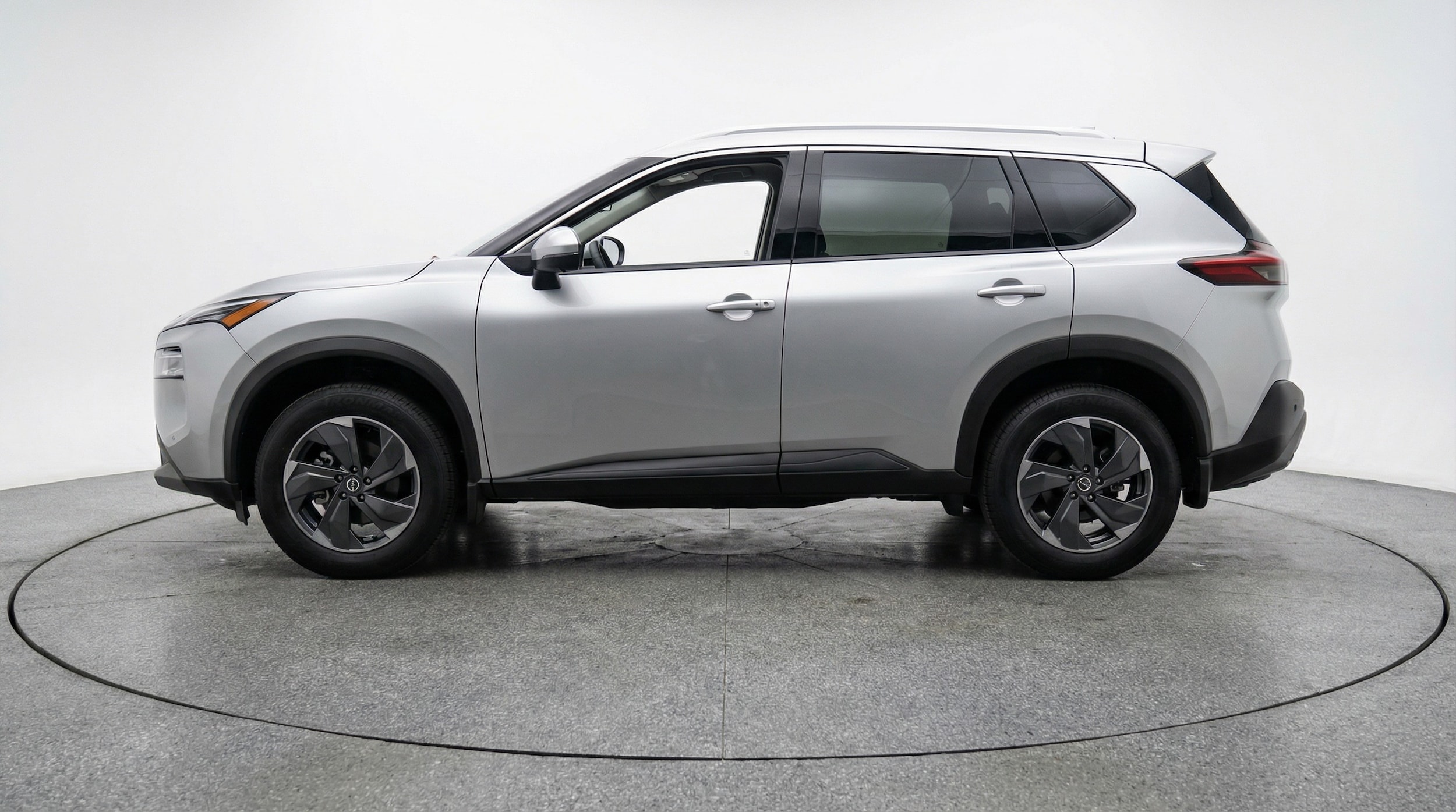 Thumbnail: 2025 Nissan Rogue - 4