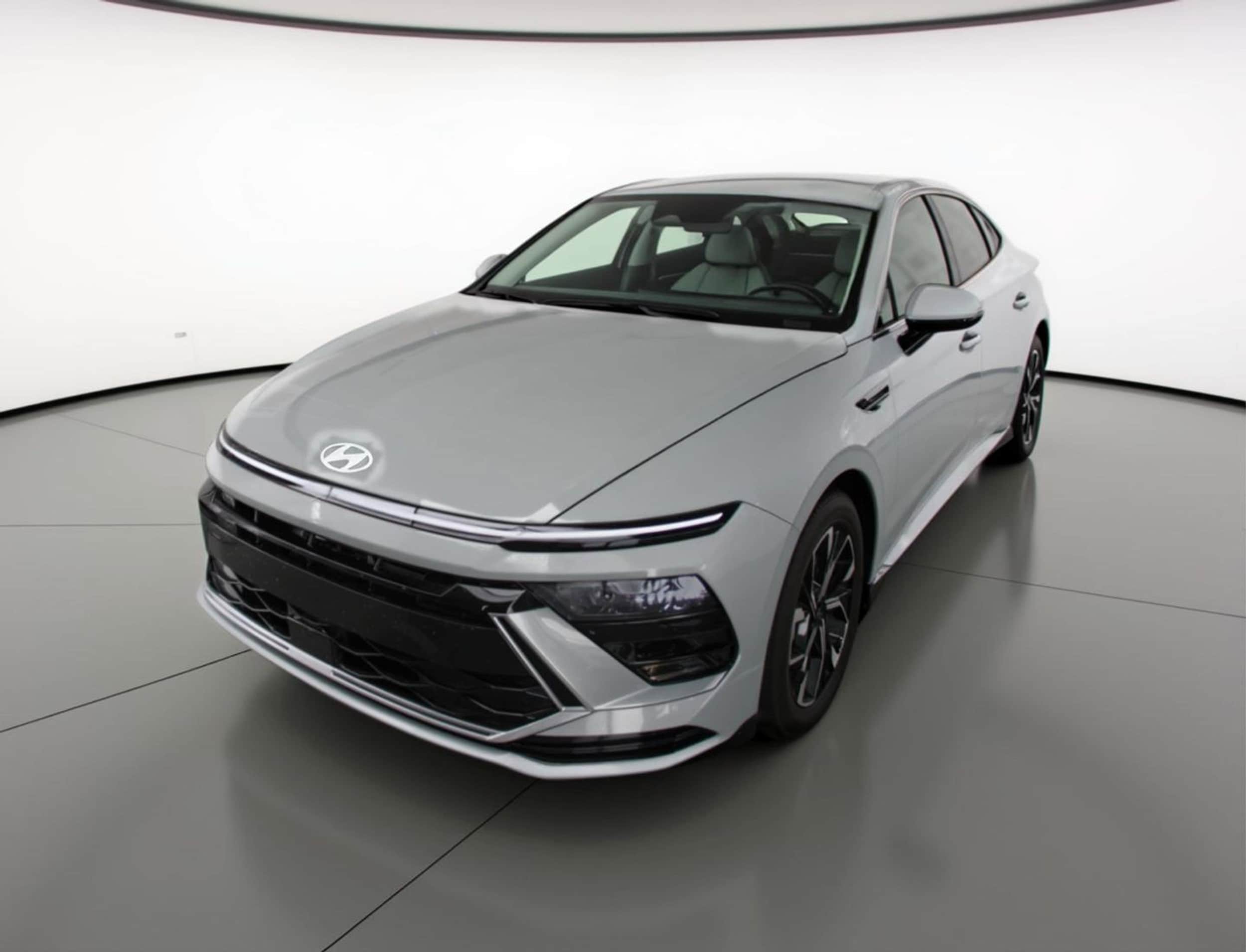 Thumbnail: 2025 Hyundai Sonata - 3