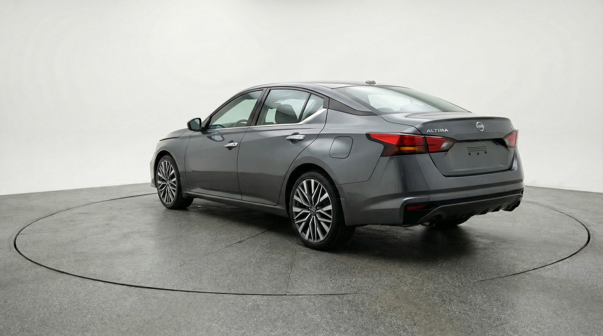 Thumbnail: 2025 Nissan Altima - 5