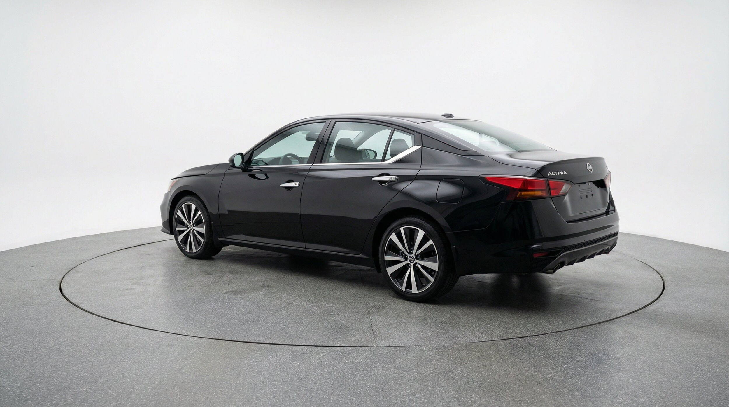 Thumbnail: 2025 Nissan Altima - 6
