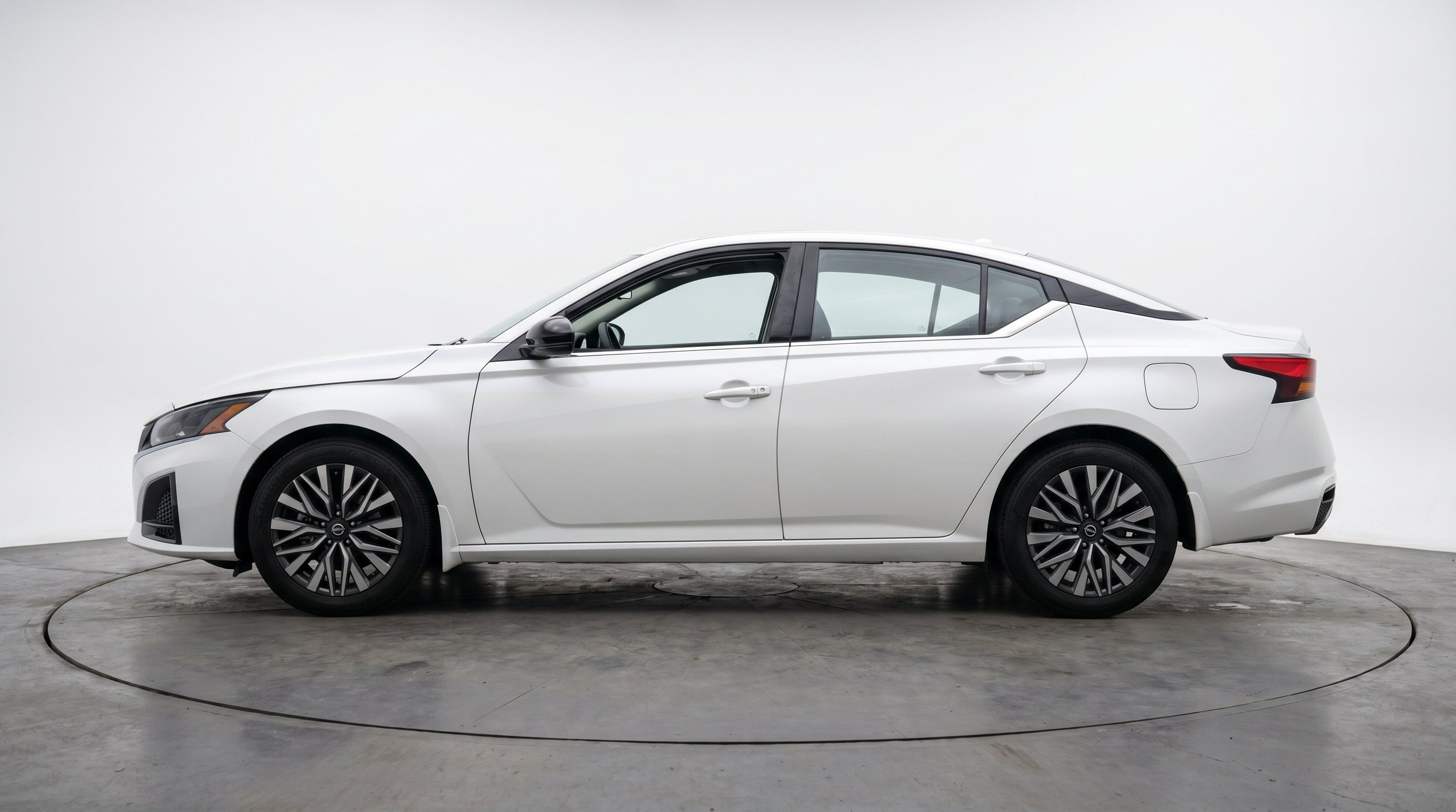 Thumbnail: 2026 Nissan Altima - 5