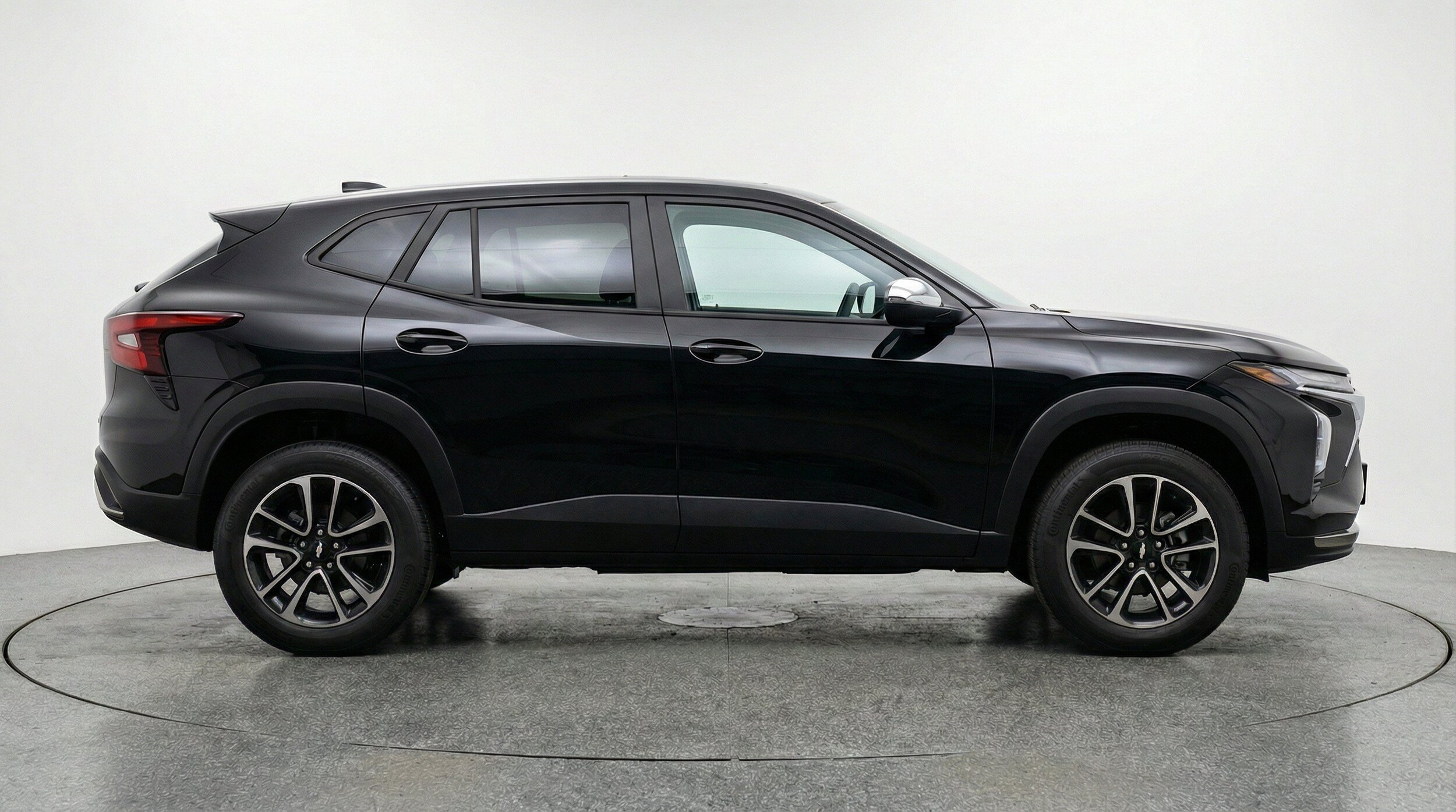 Thumbnail: 2025 Chevrolet TrailBlazer - 11