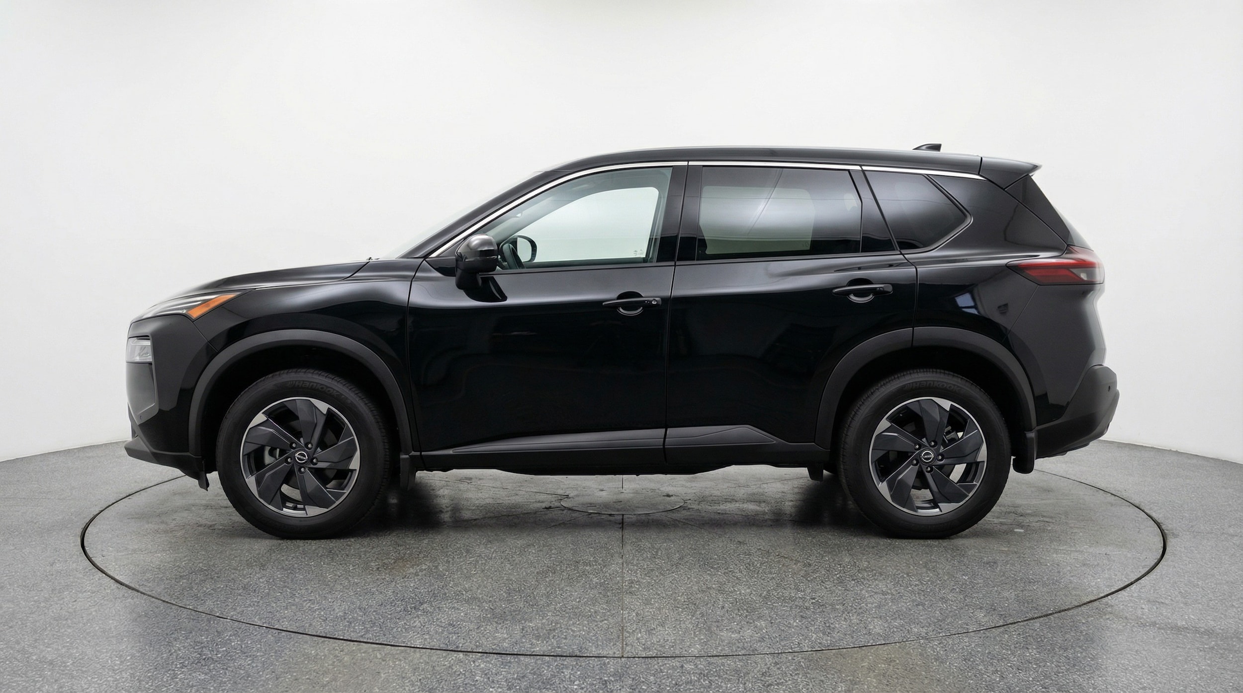 Thumbnail: 2025 Nissan Rogue - 4