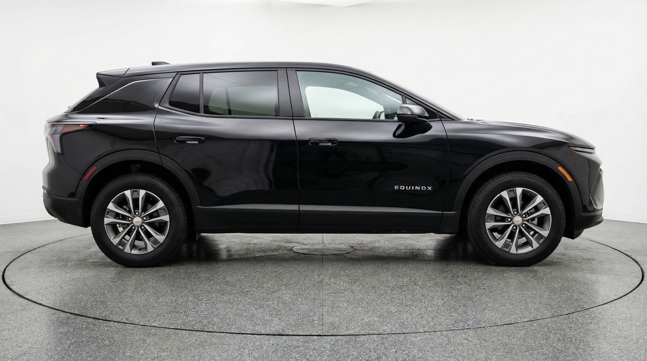 Thumbnail: 2025 Chevrolet Equinox - 8