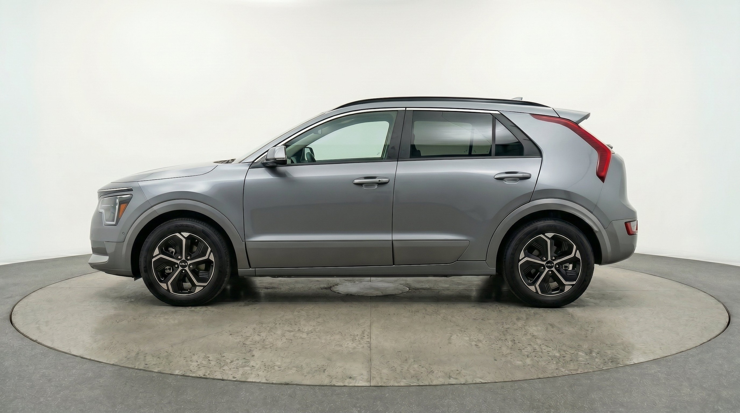 Thumbnail: 2026 Kia Niro - 5