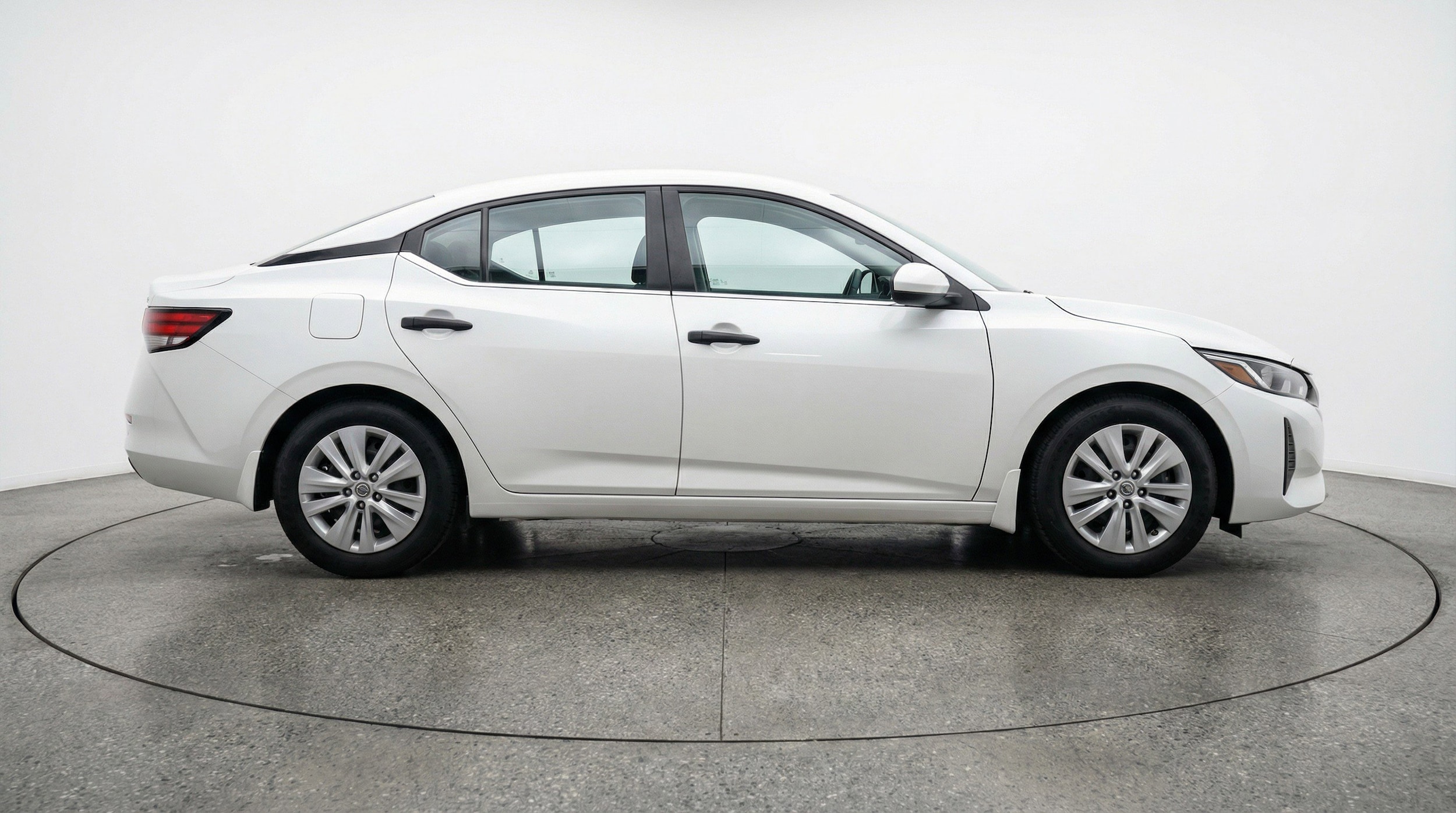 Thumbnail: 2025 Nissan Sentra - 11