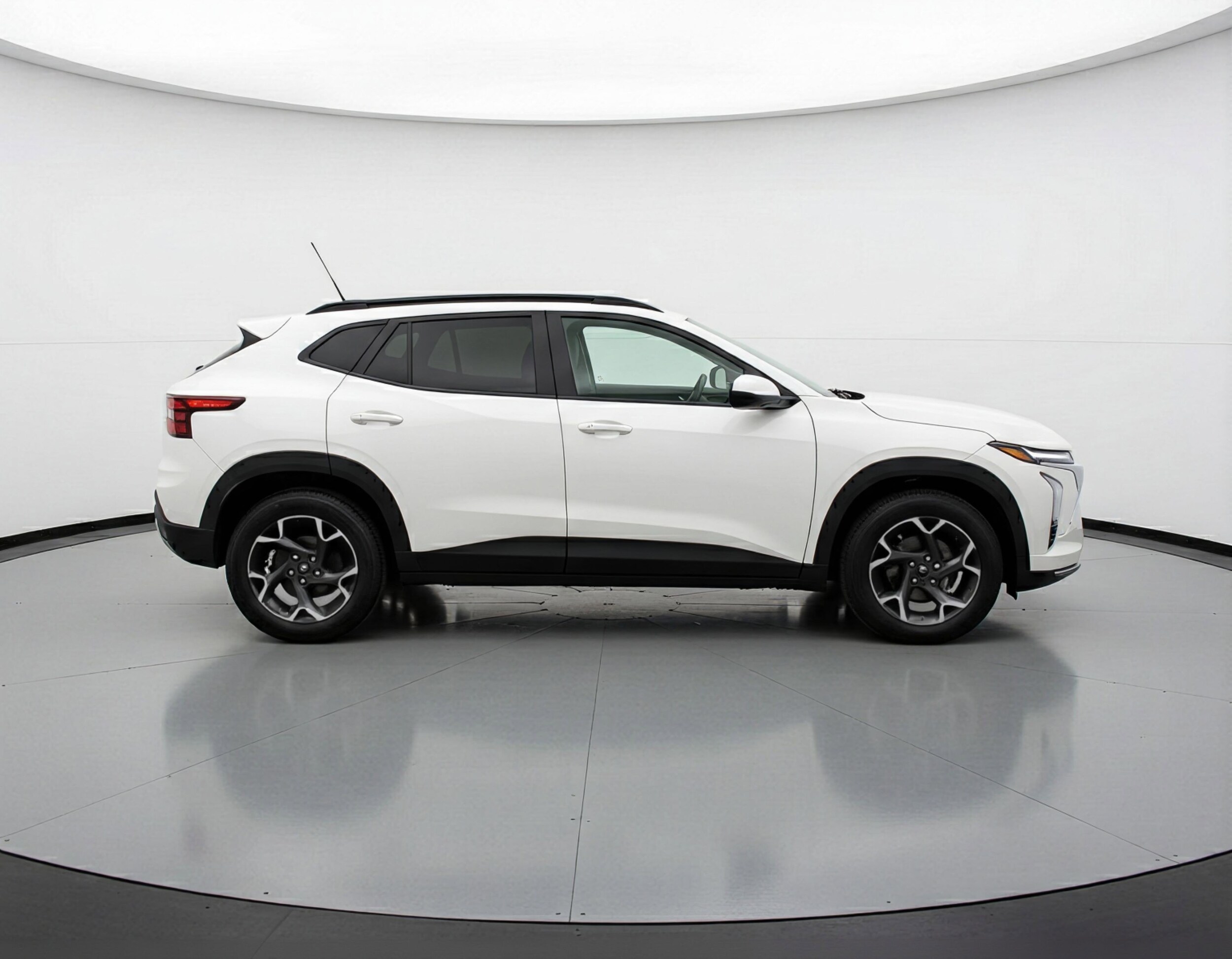 Thumbnail: 2025 Chevrolet Trax - 11