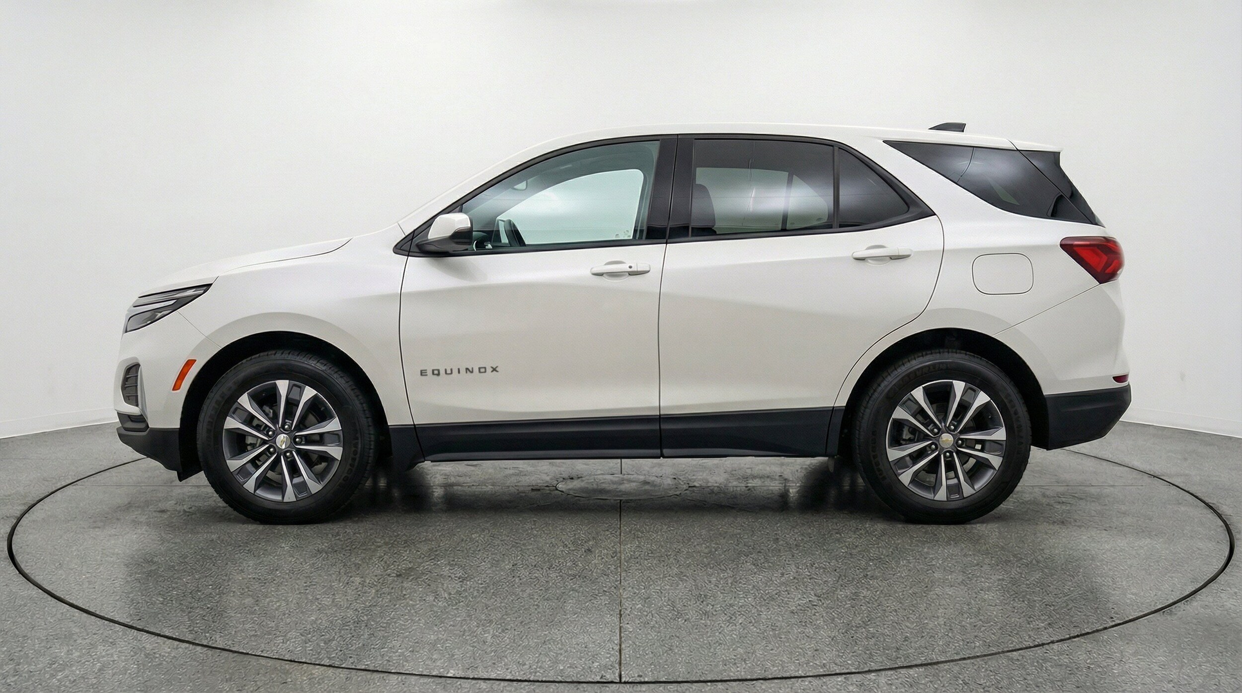 Thumbnail: 2025 Chevrolet Equinox - 5