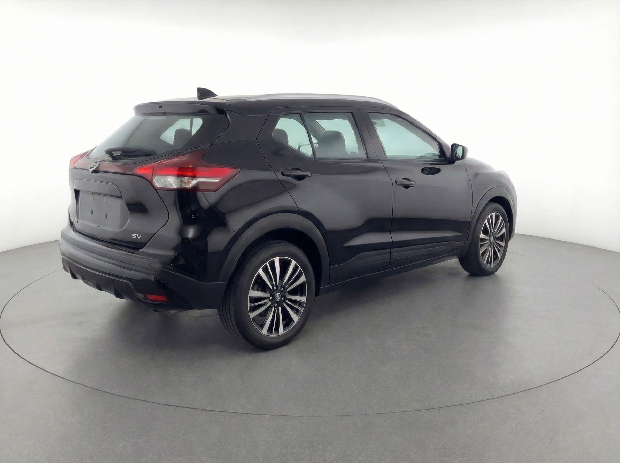 Thumbnail: 2024 Nissan Kicks - 9