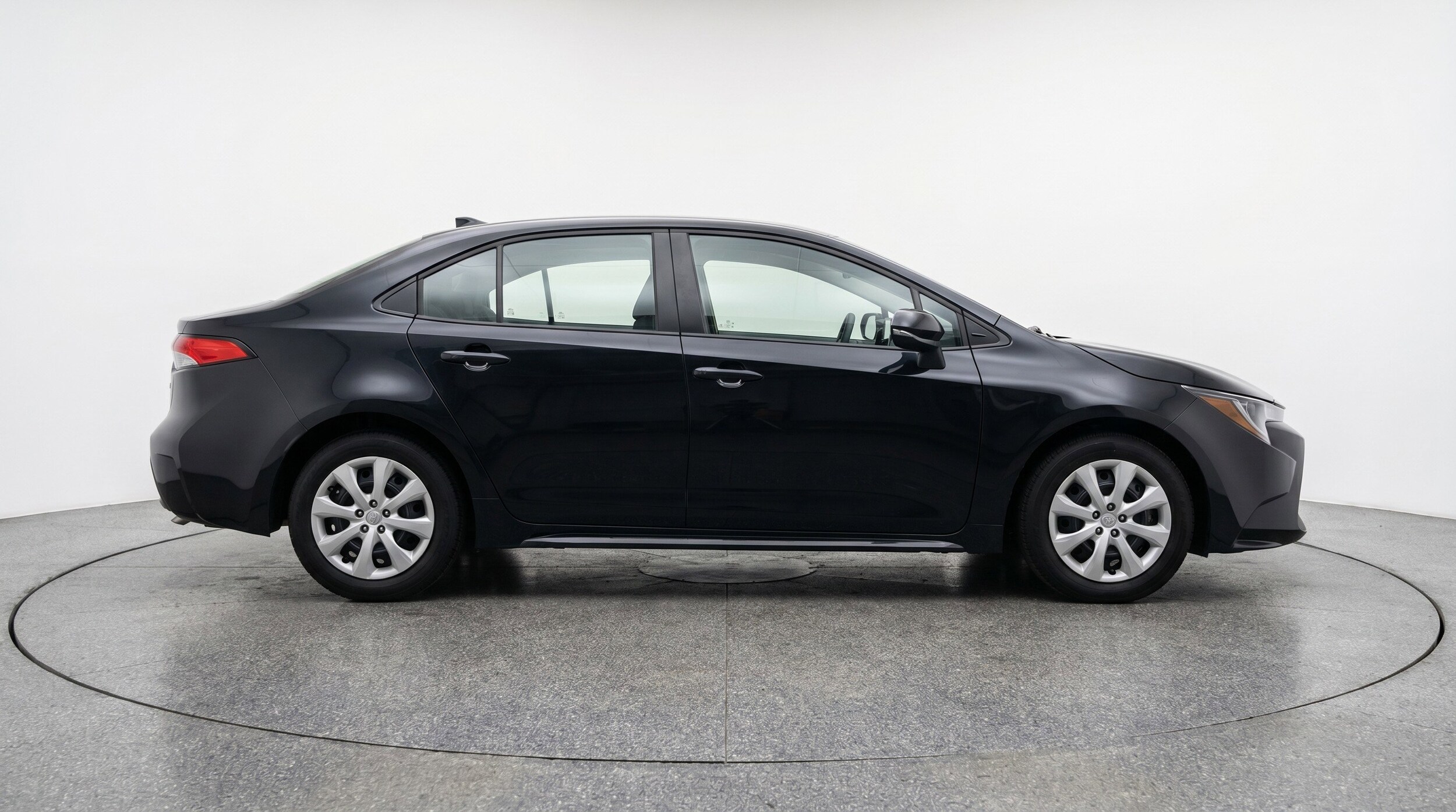 Thumbnail: 2025 Toyota Corolla - 11