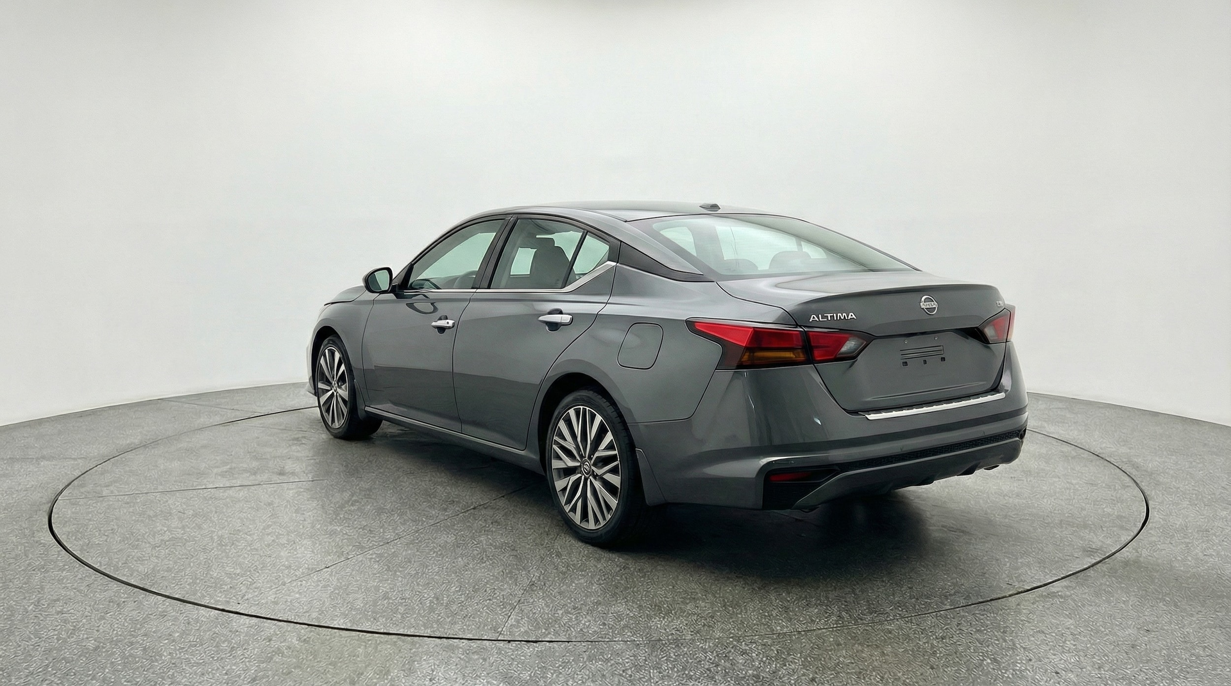 Thumbnail: 2025 Nissan Altima - 5