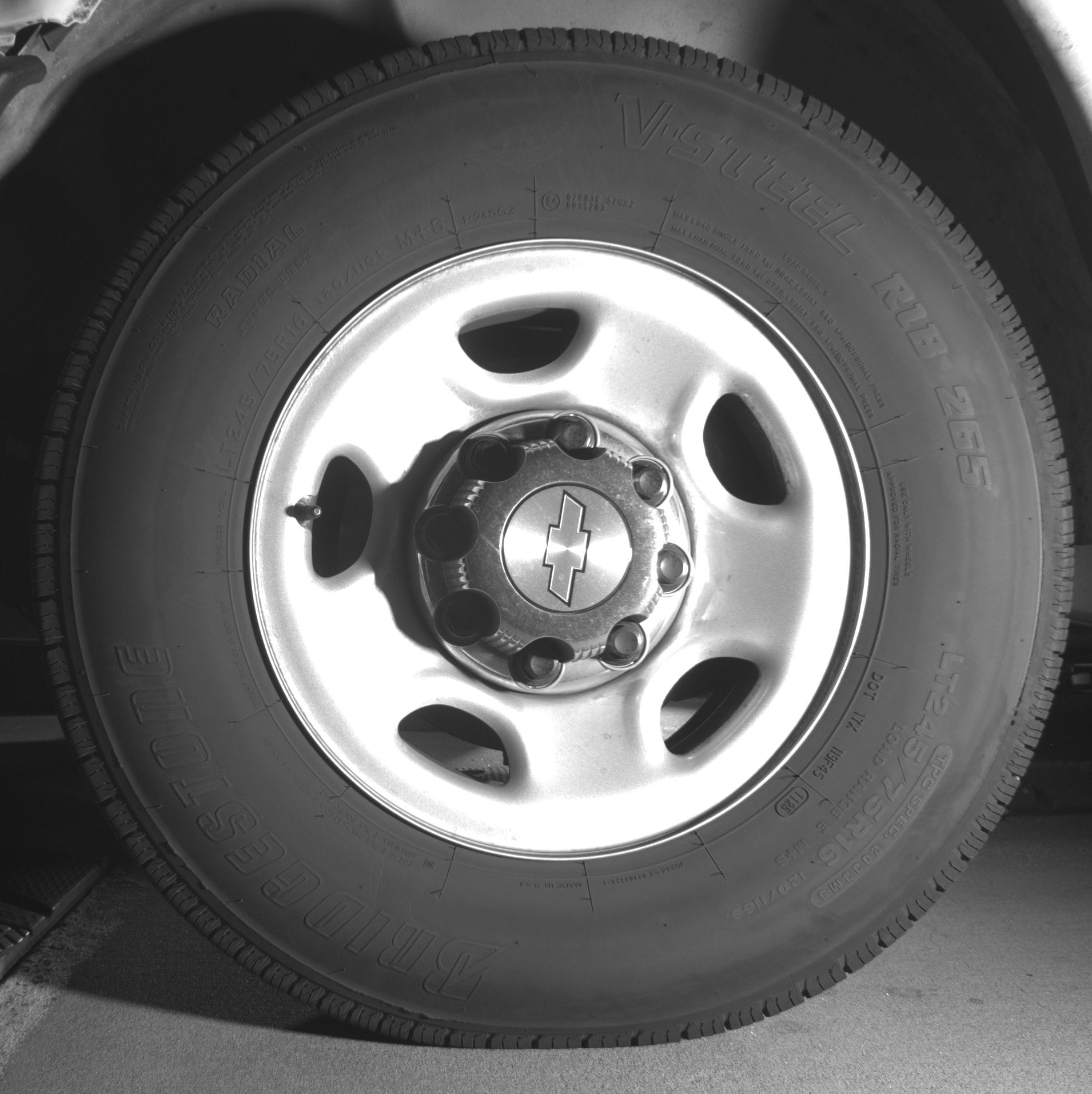 Thumbnail: 2025 Chevrolet Express - 9