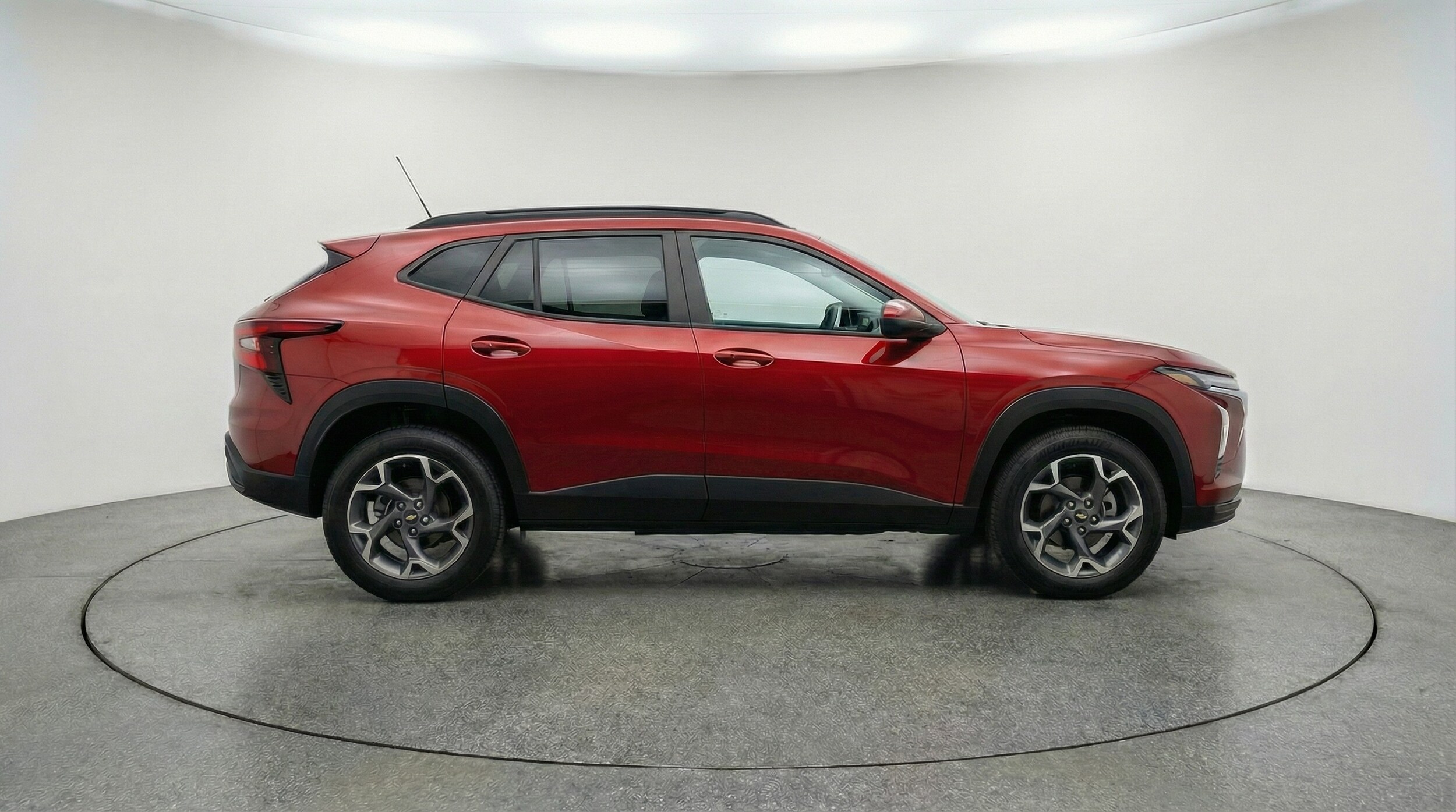 Thumbnail: 2025 Chevrolet Trax - 8