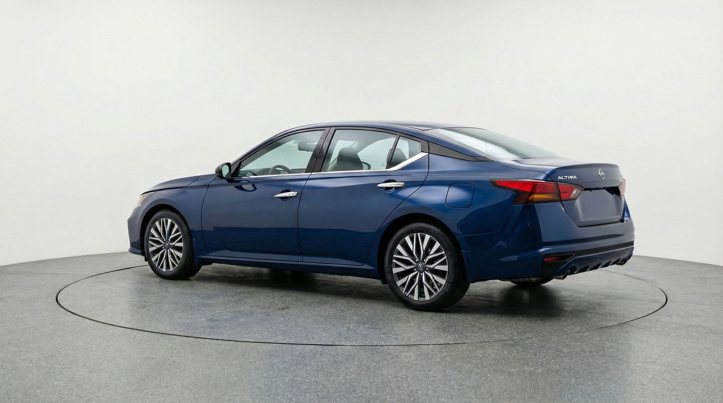 Thumbnail: 2025 Nissan Altima - 6