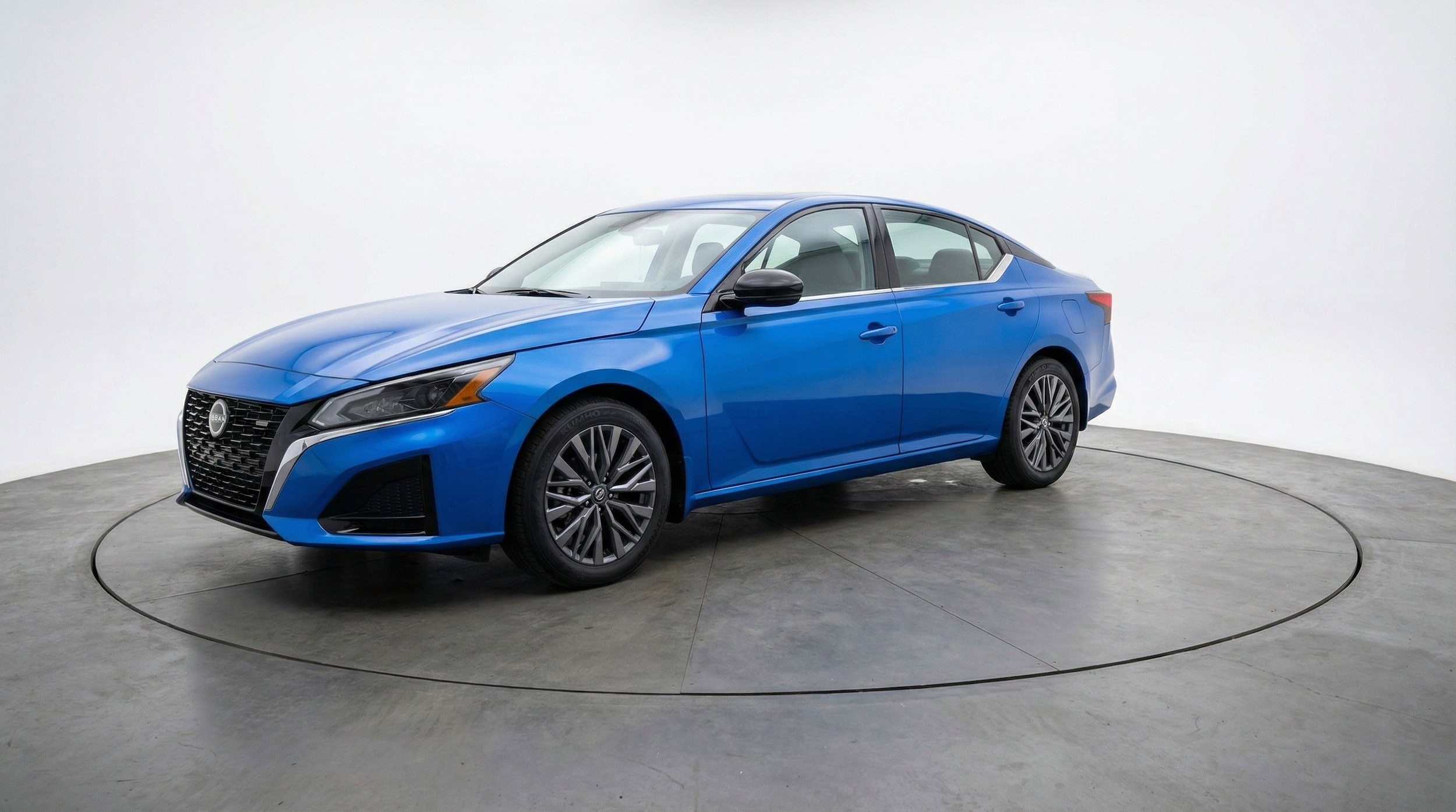 Thumbnail: 2025 Nissan Altima - 3